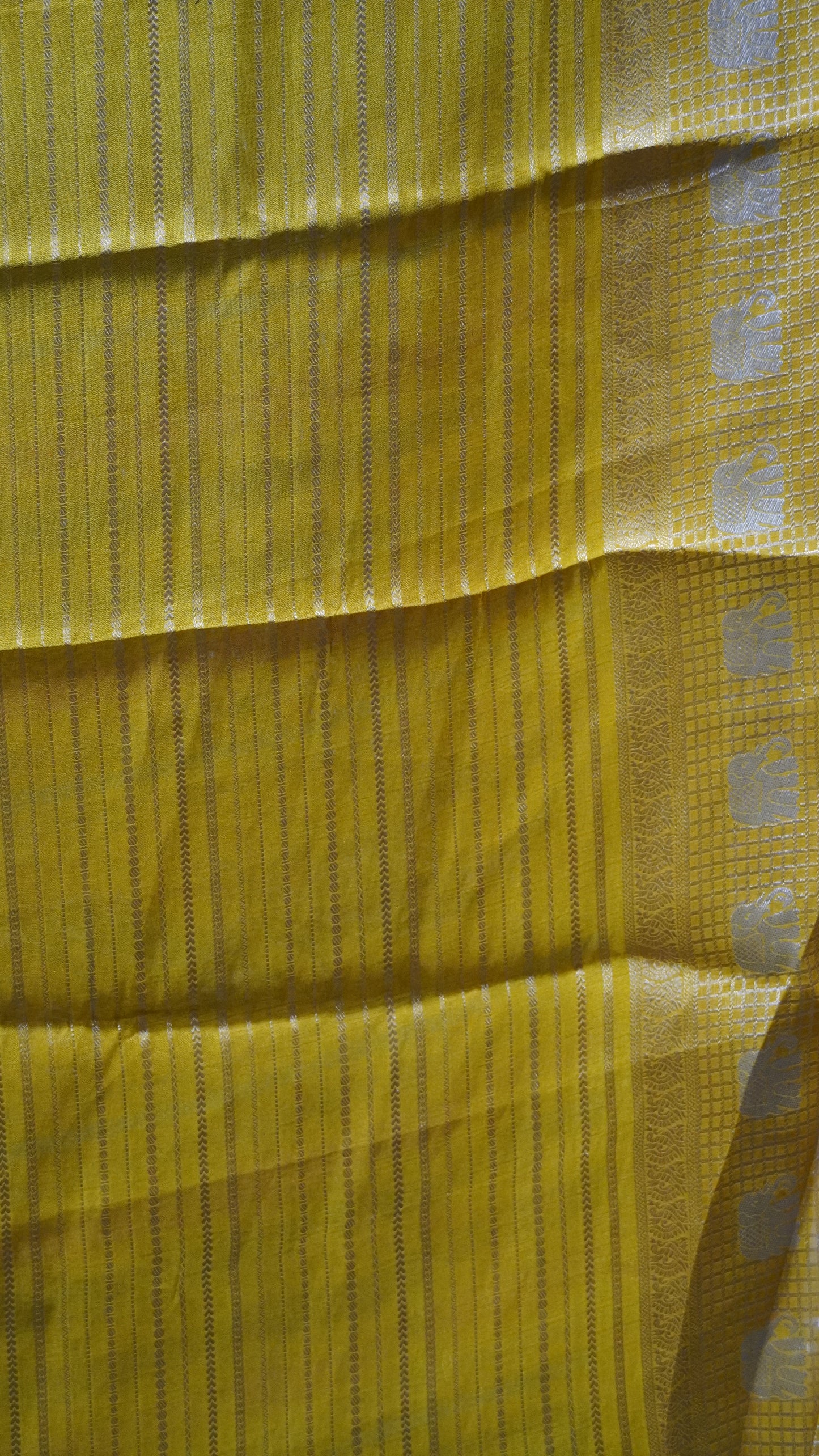Semi Dola Silk Saree-Black Elephant Checks