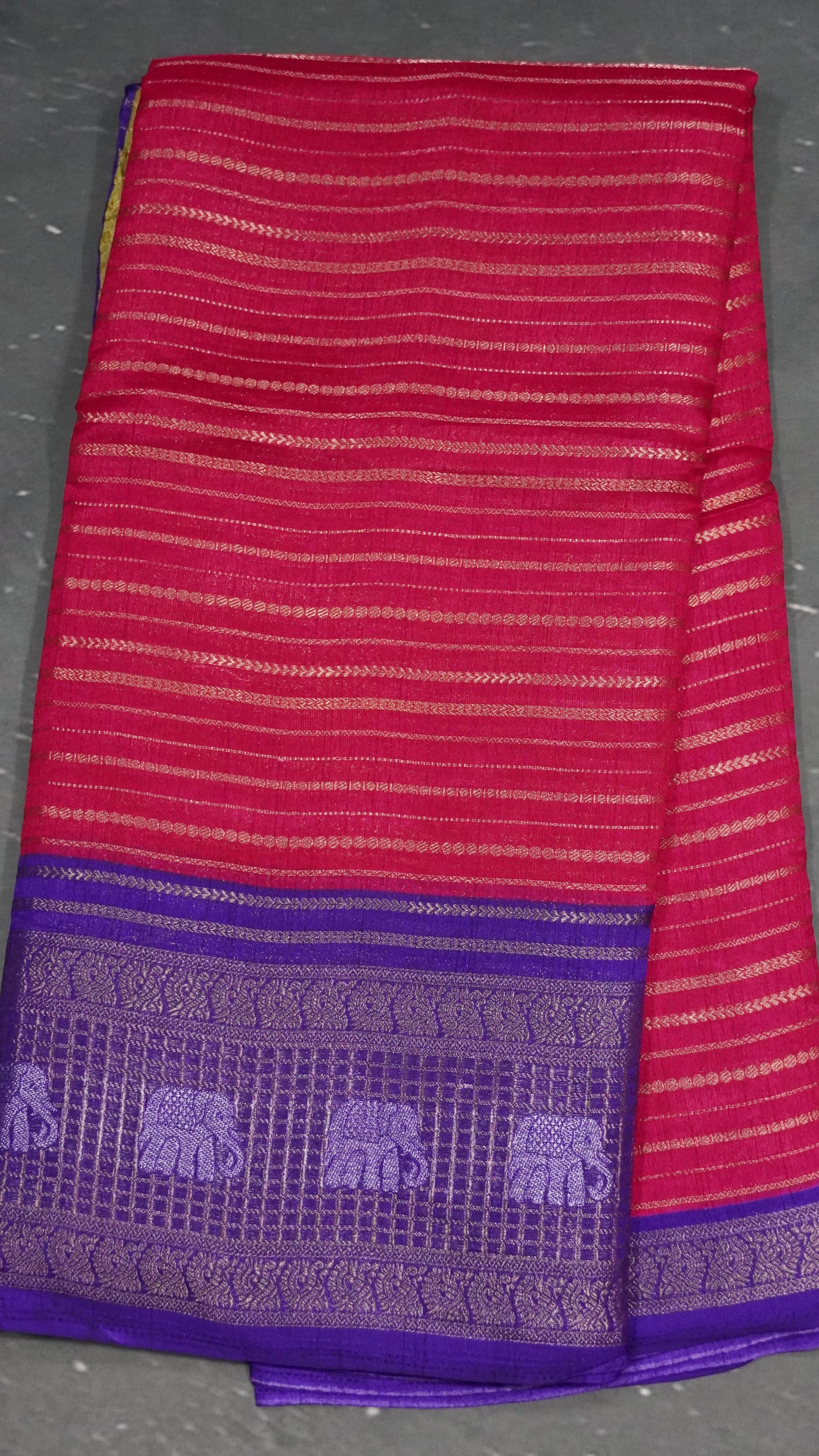 Semi Dola Silk Saree-Pink Elephant Checks
