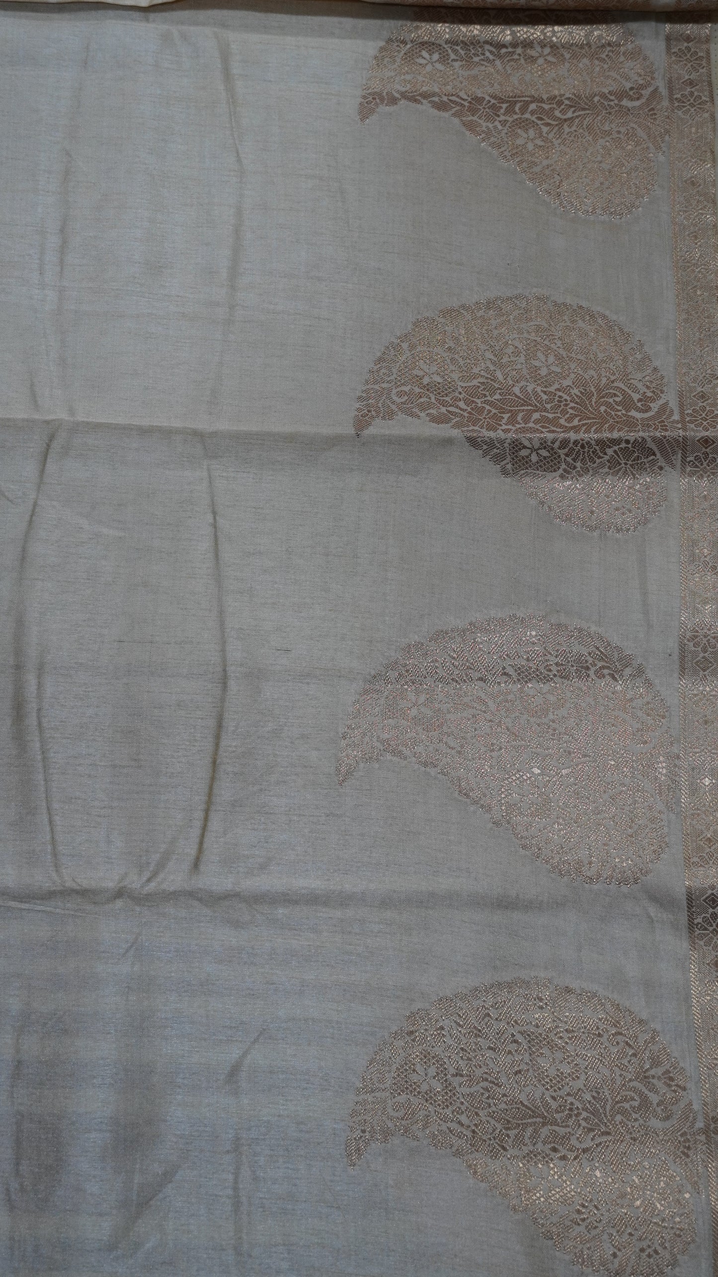 Semi Tussar Saree-Sandal Leaf Butta