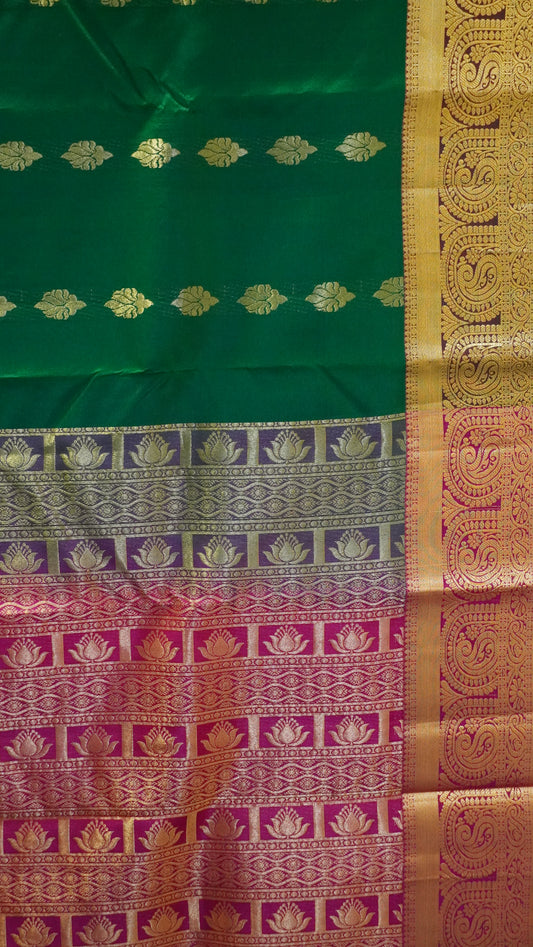 Pure Kanjivaram Silk Saree -Dark green-Arakku