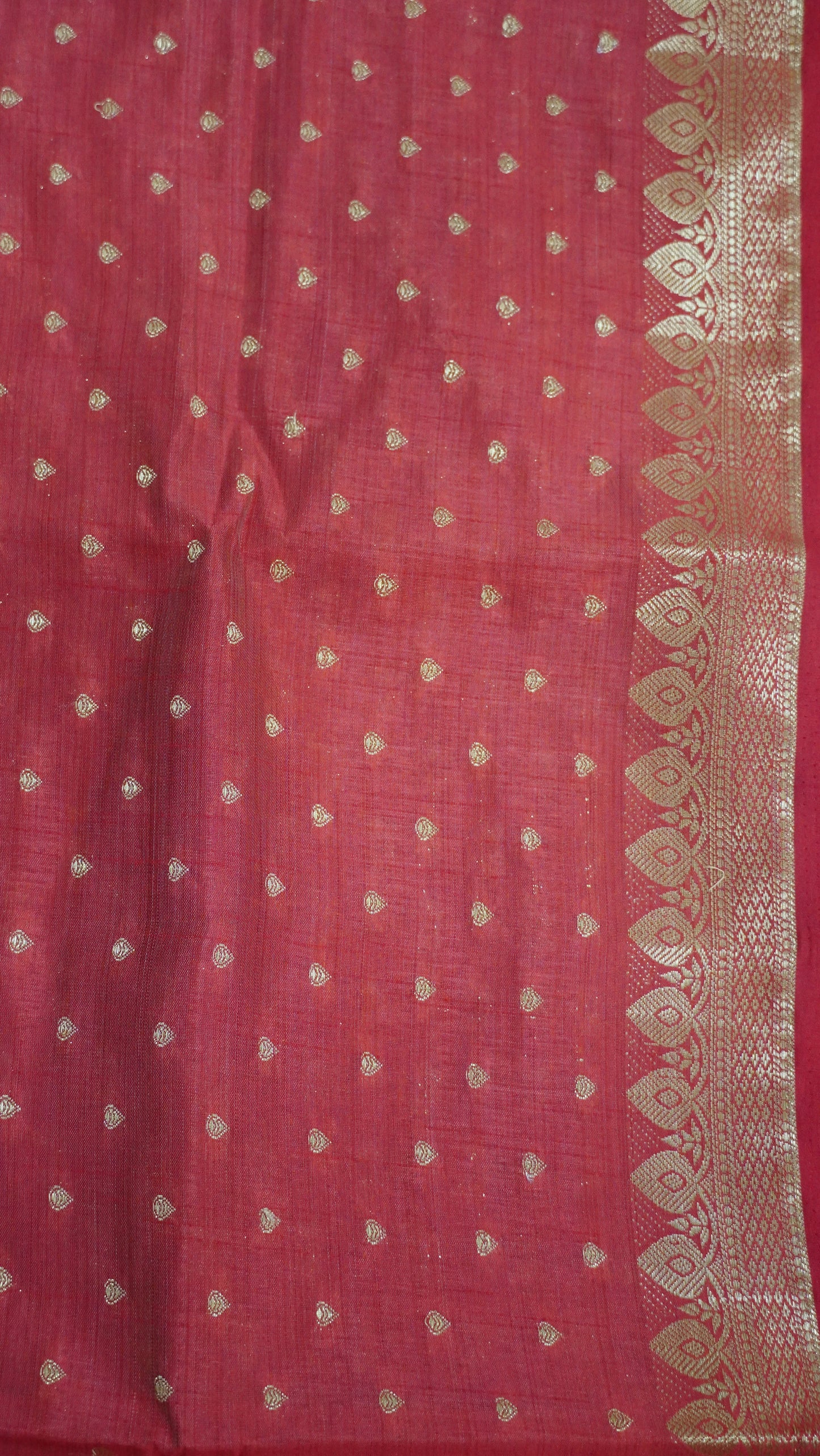 Semi Tussar Saree - Red Heart Buta
