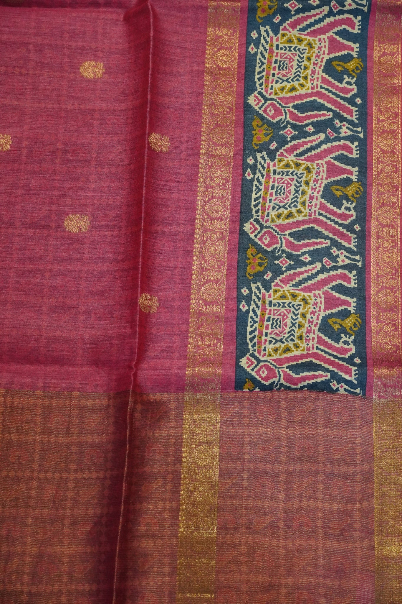 Pure Jute Tussar Saree - Elephant Border Pink