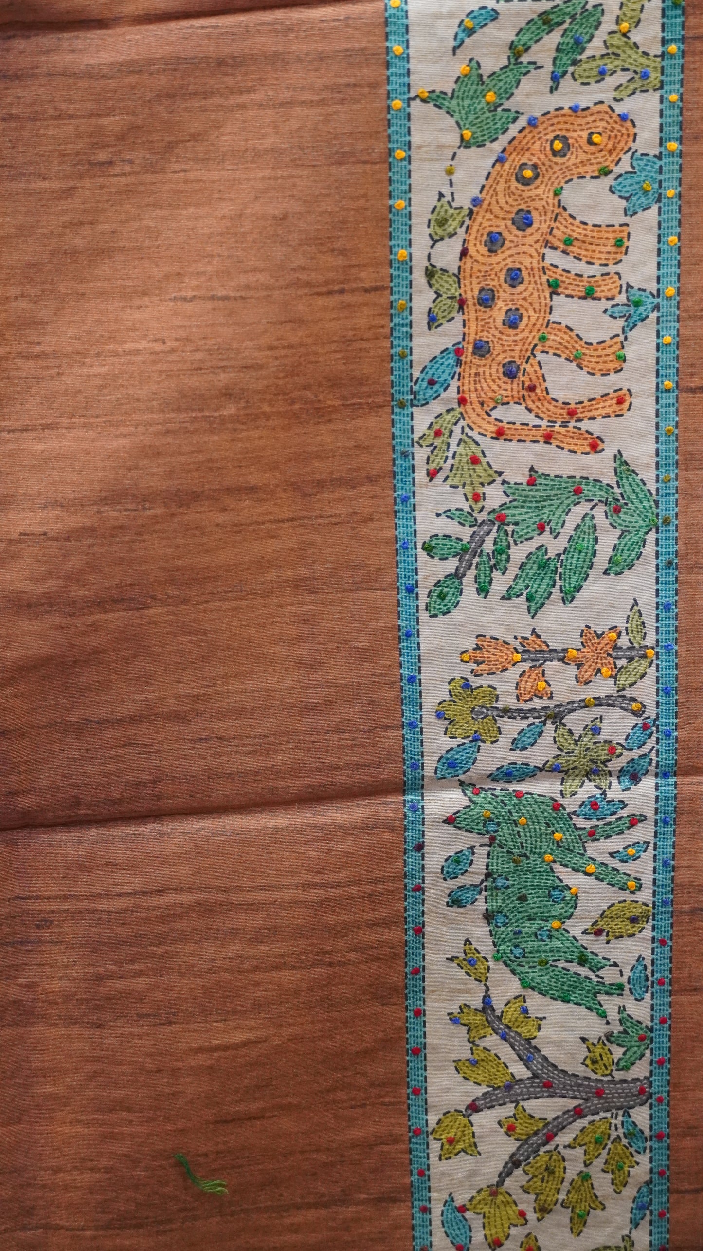 Semi Tussar Saree With French Knot & Kantha Work - Green