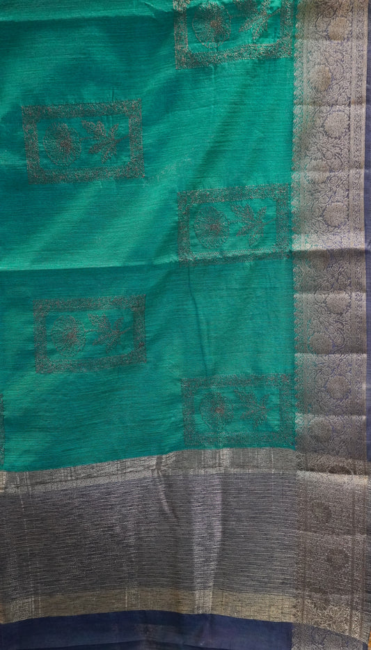 Bamboo Silk Saree-Peacock Green Frame Flower Embryoid