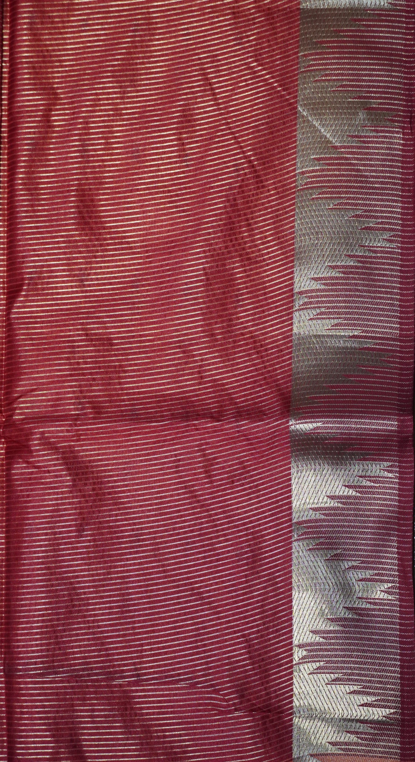 Semi Raw Silk Temple Border Black to Maroon