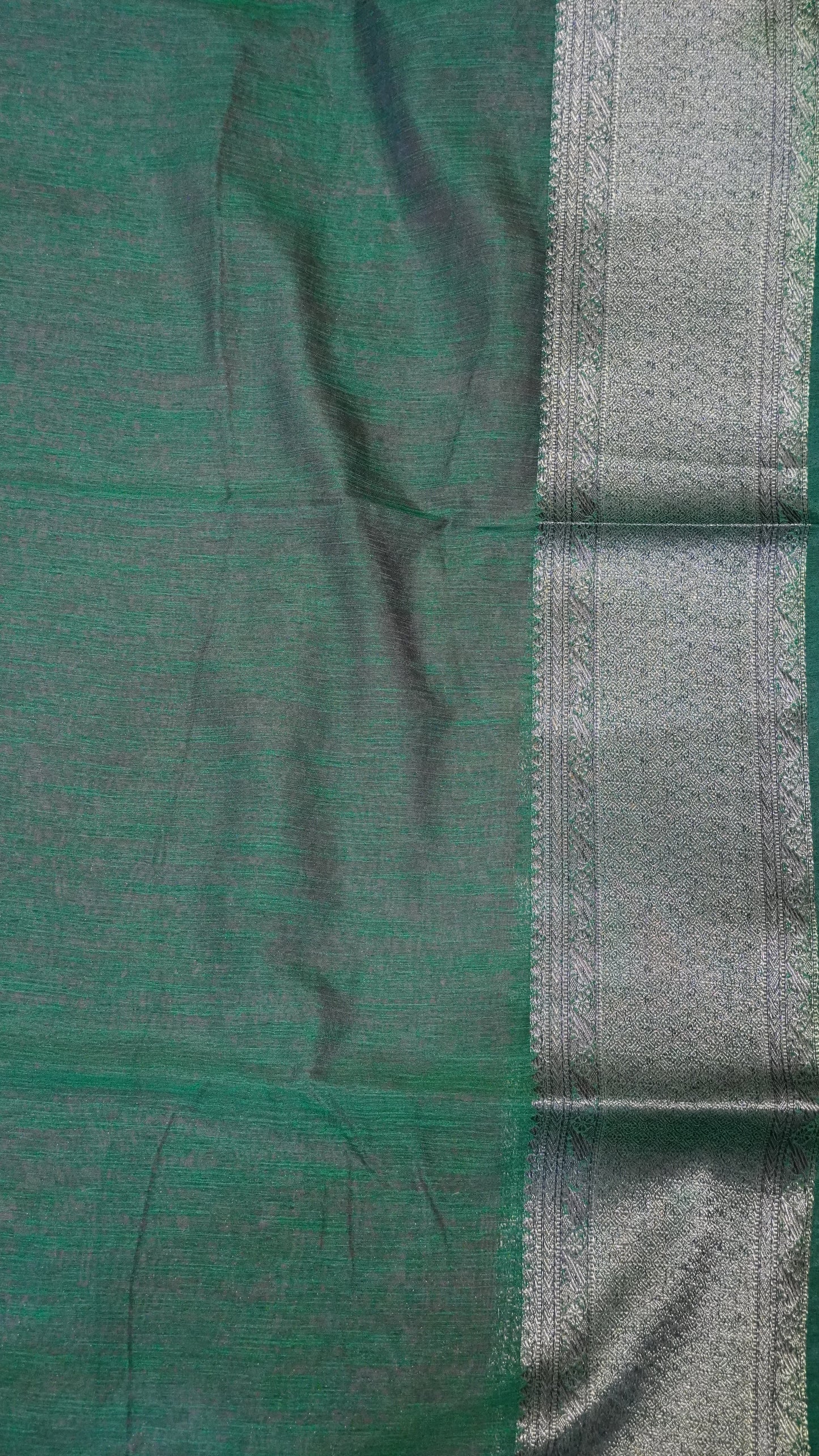 Bamboo Silk Saree-Lite Maroon Frame Flower Embryoid