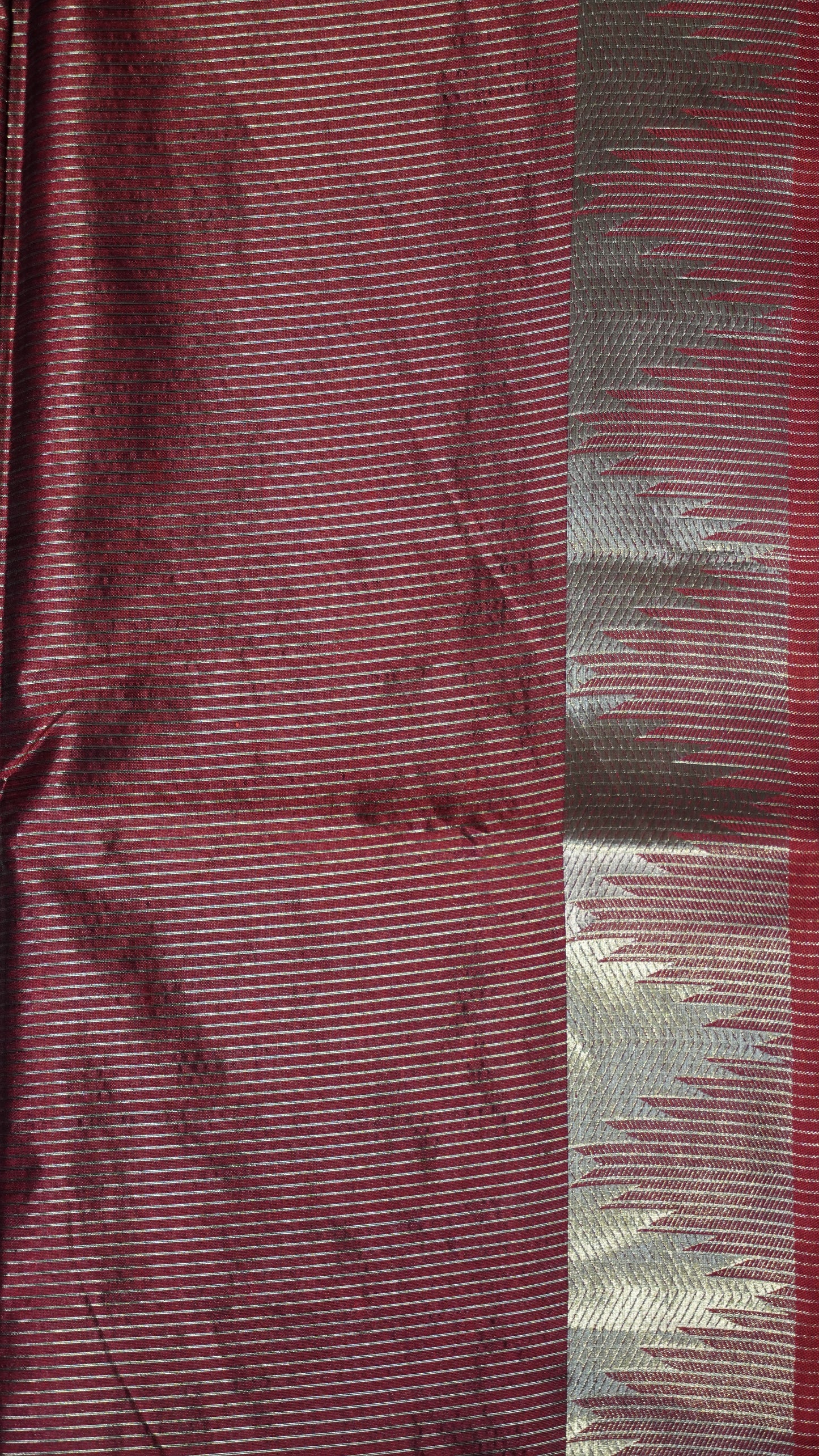 Semi Raw Silk Temple Border Sandal to Maroon
