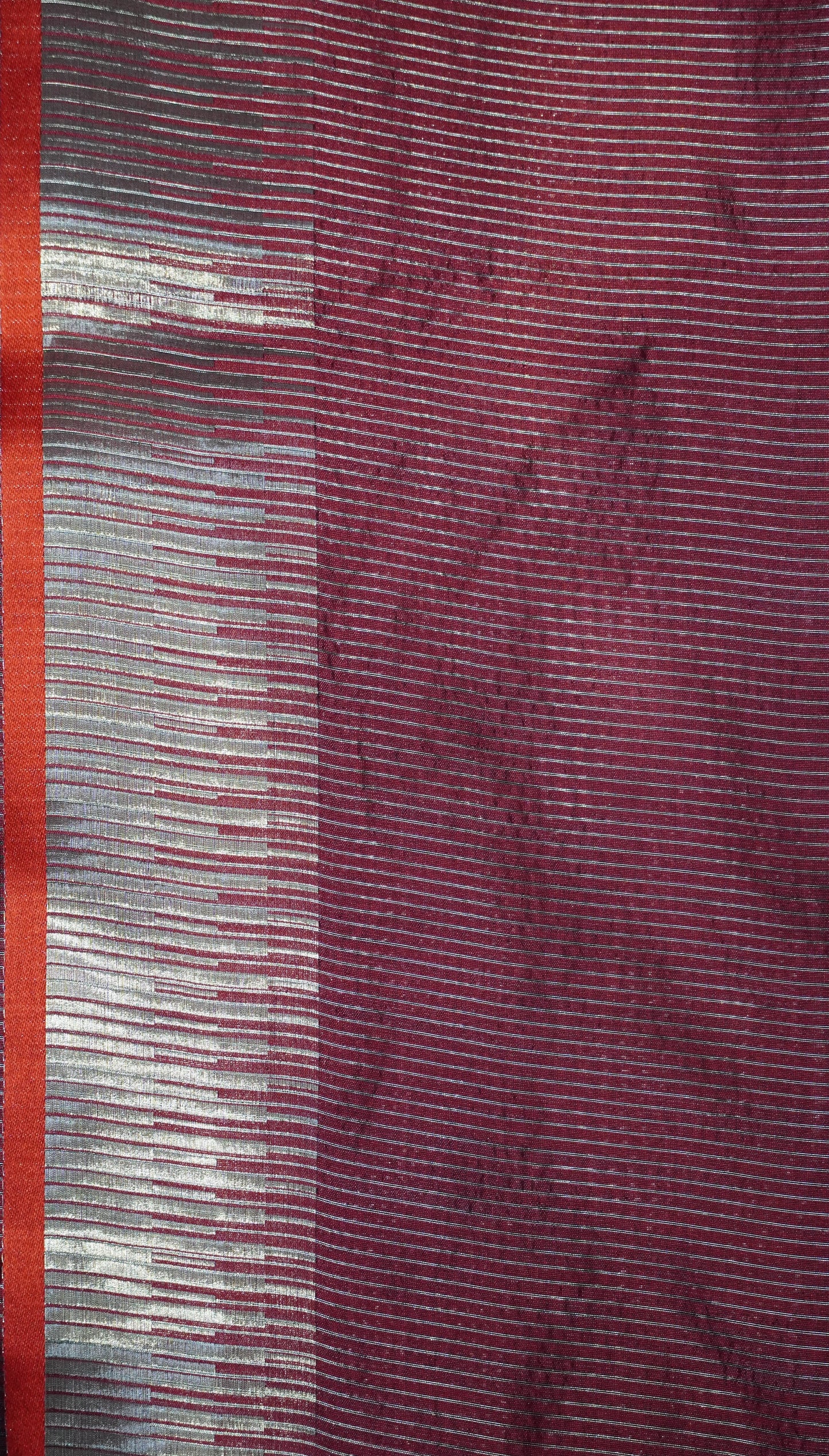 Semi Raw Silk Tower Border Black to Maroon