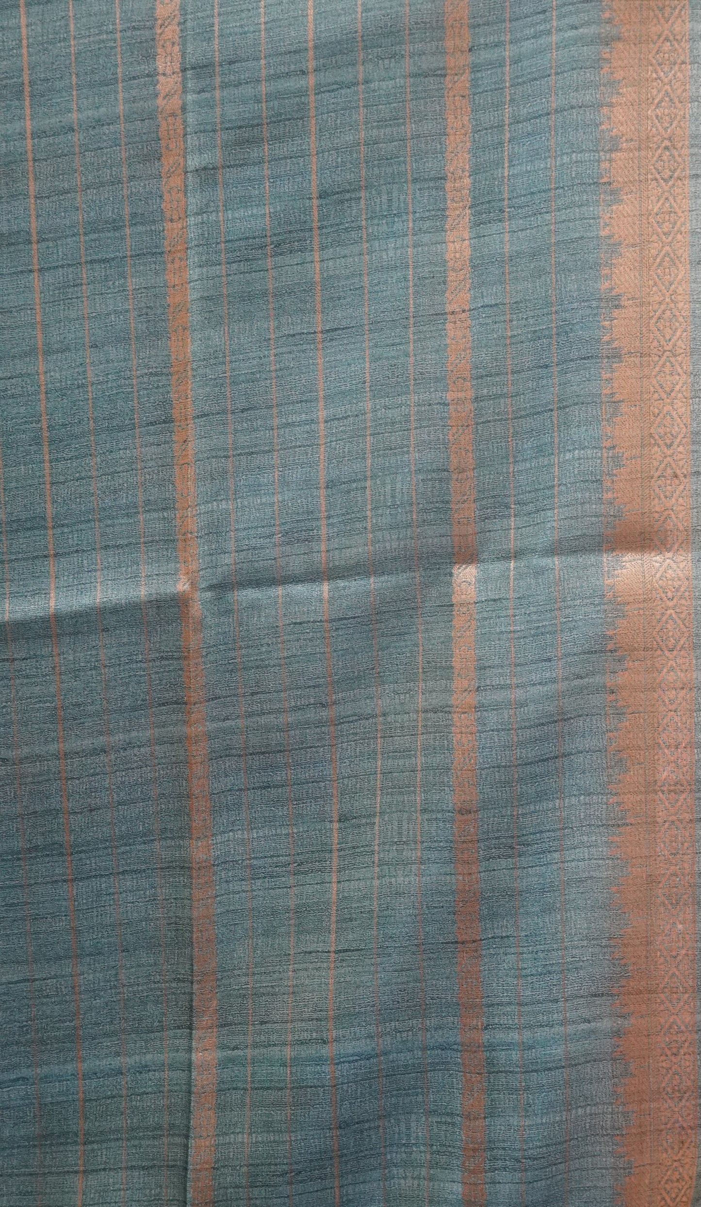 Semi Tussar Saree Floral -Green With Blue Floral Maharaja Pattern