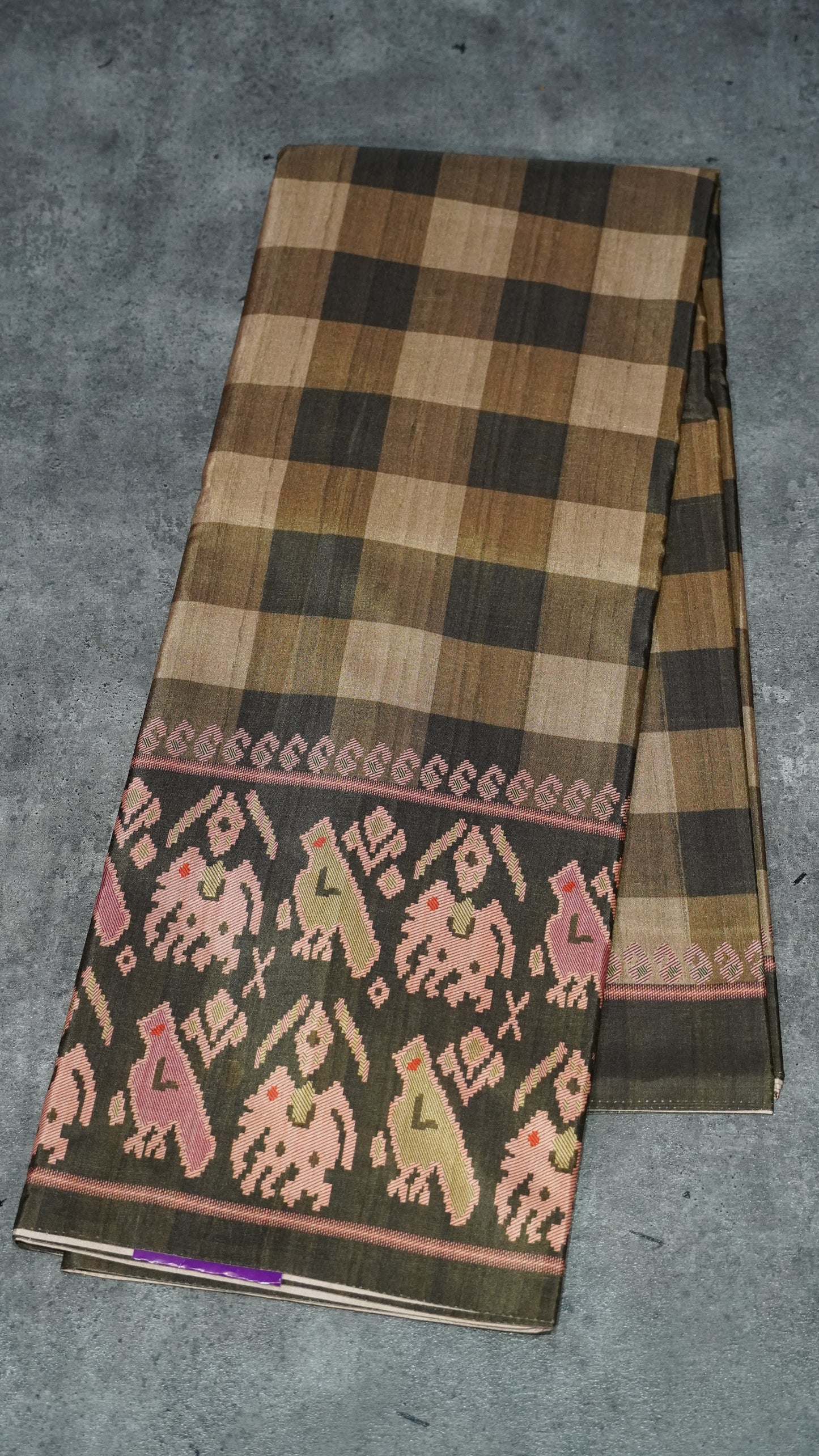 Semi Tussar Saree Checkered Pattern Olive Green