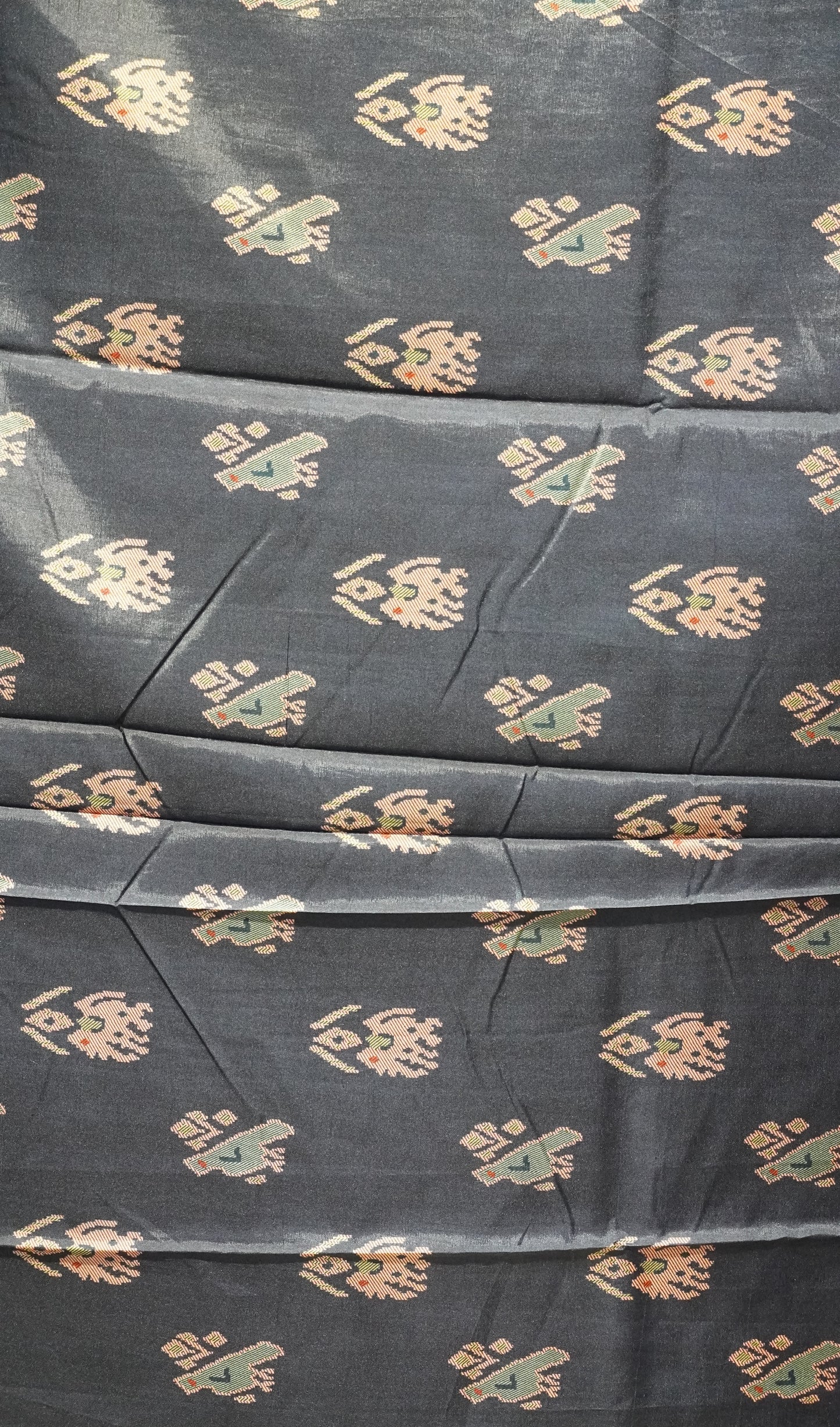 Semi Tussar Saree Checkered Pattern Black to Grey