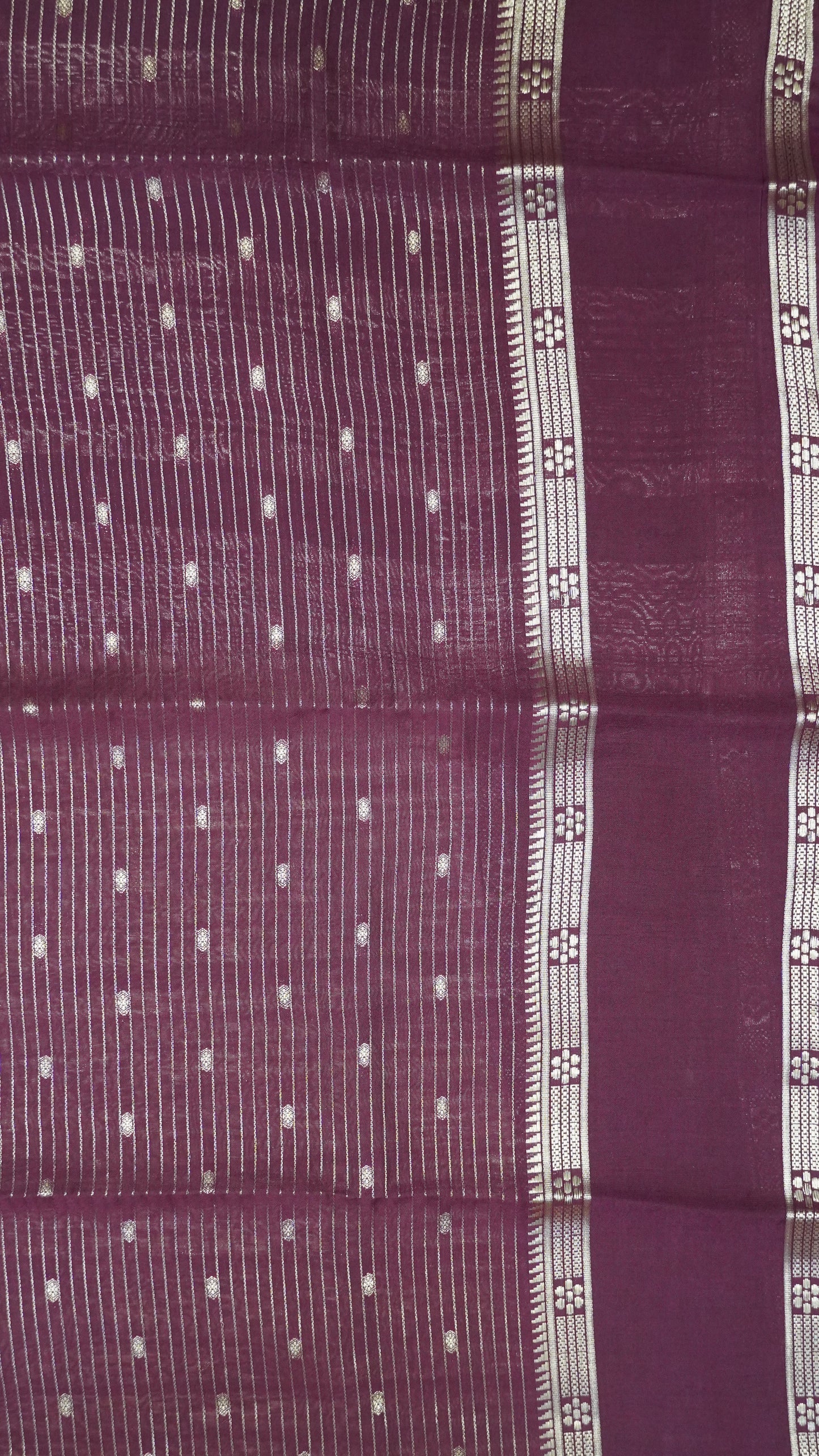 Viscose Saree-Floral Rettapet -Beige