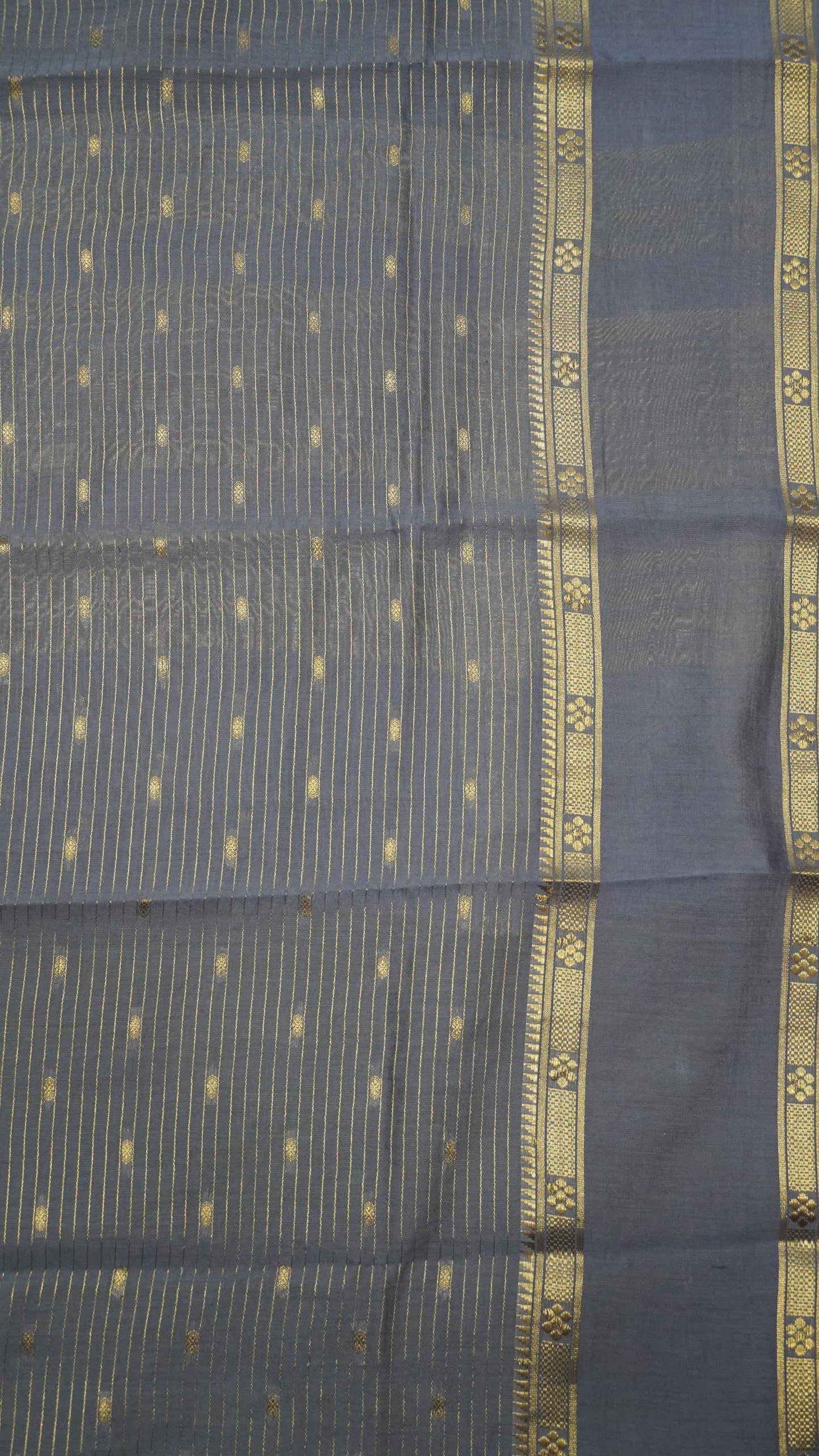 Viscose Saree-Floral Rettapet -Navy Blue