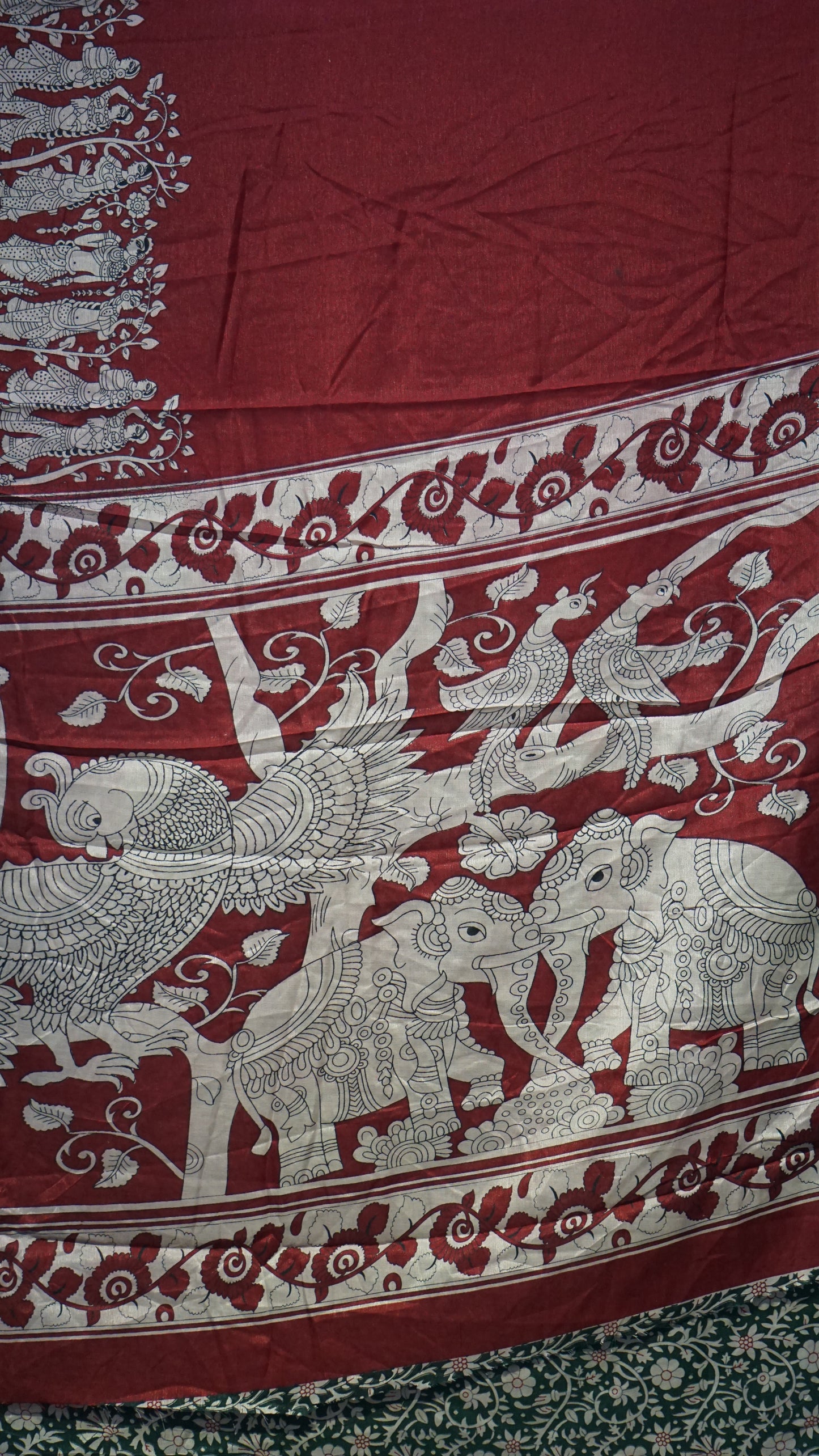 Chiralam Saree Red