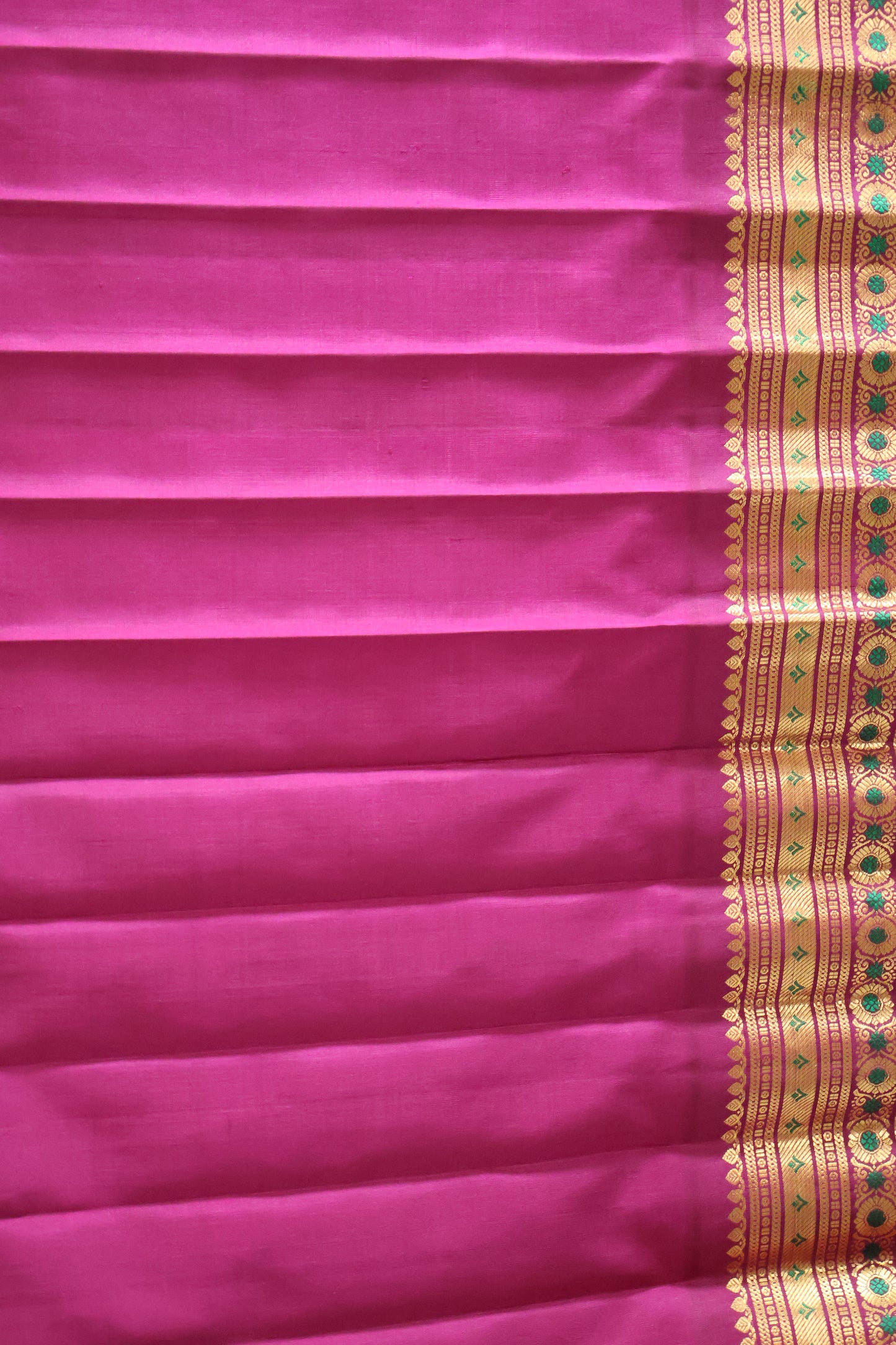 Pure Gadwal Silk Saree -Peach Maroon