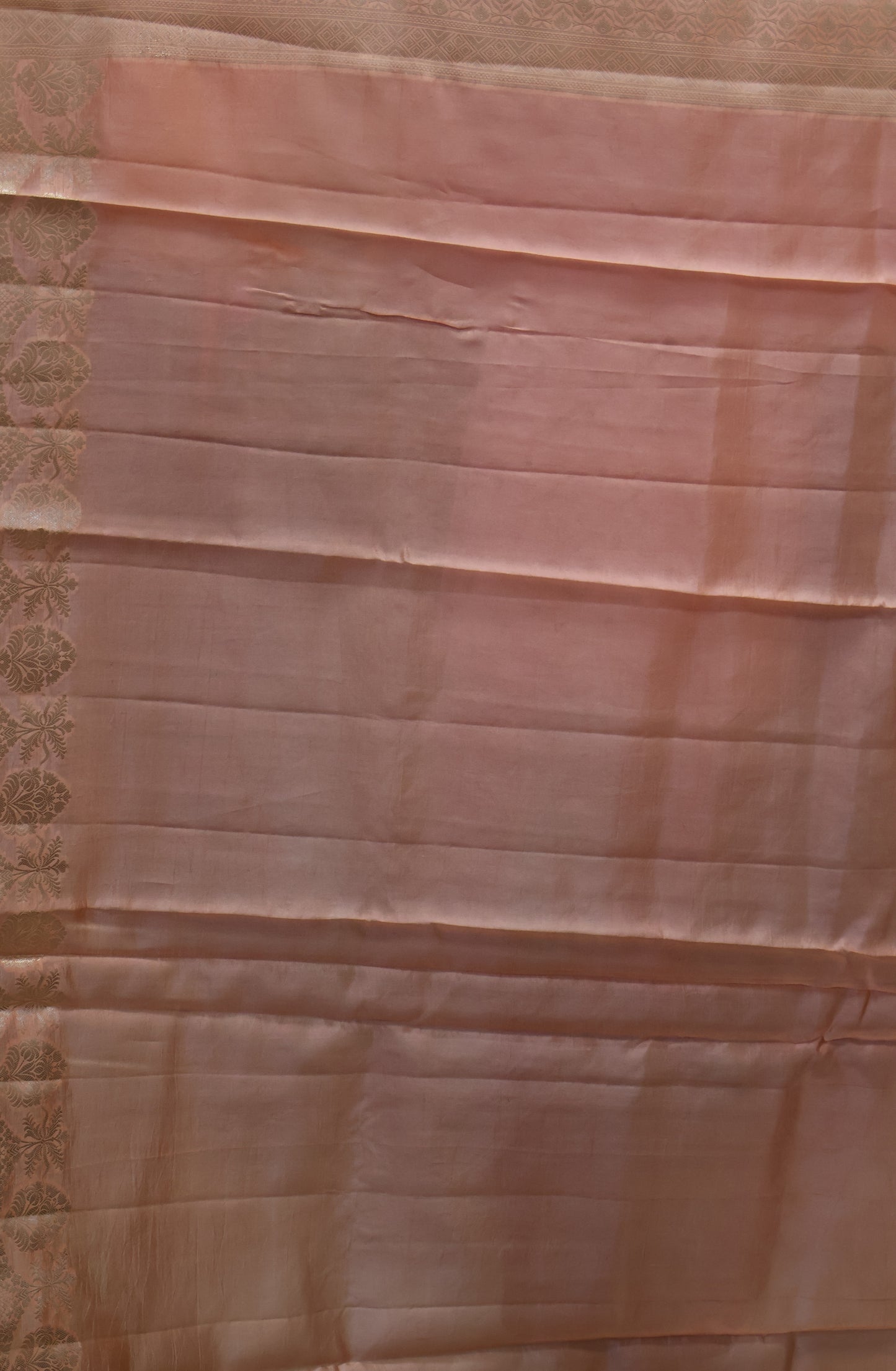 Pure Banarasi Saree Chiniya Silk -Pink Chakram Pattern