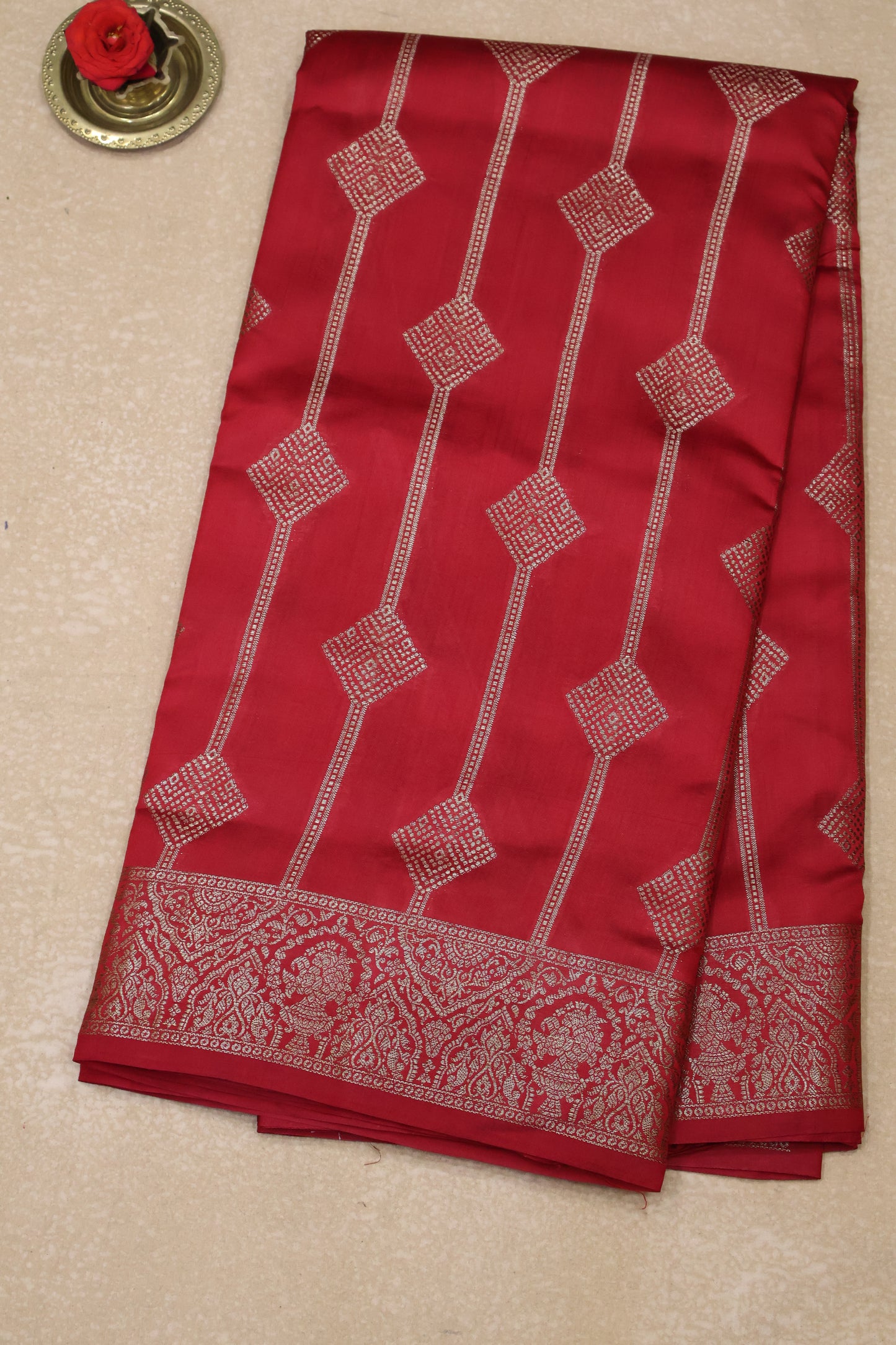 Pure Banarasi Saree Chiniya Silk - Red Diamond Motif
