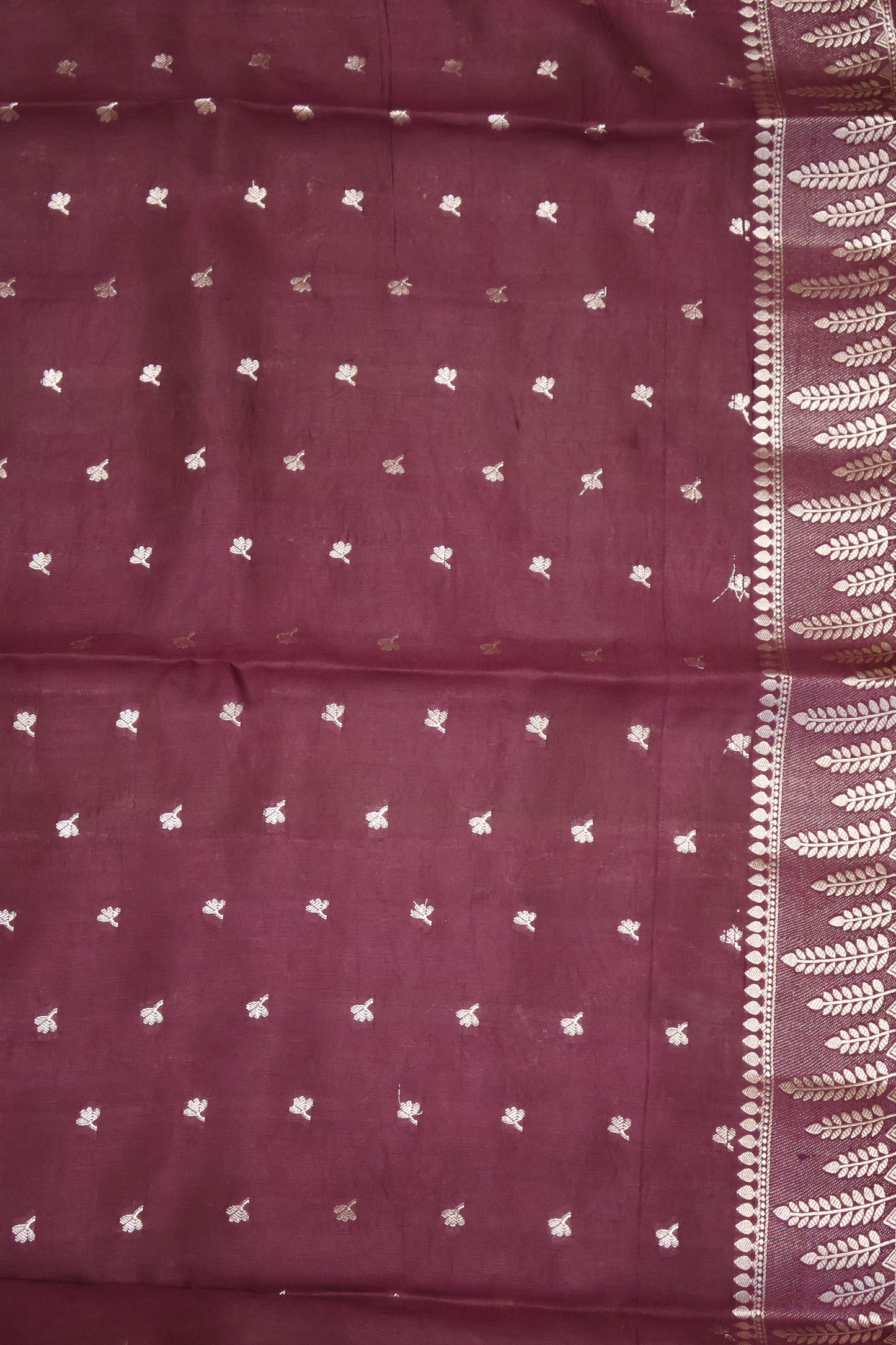 Banarasi Tussar - Light Green Vineyard Pattern