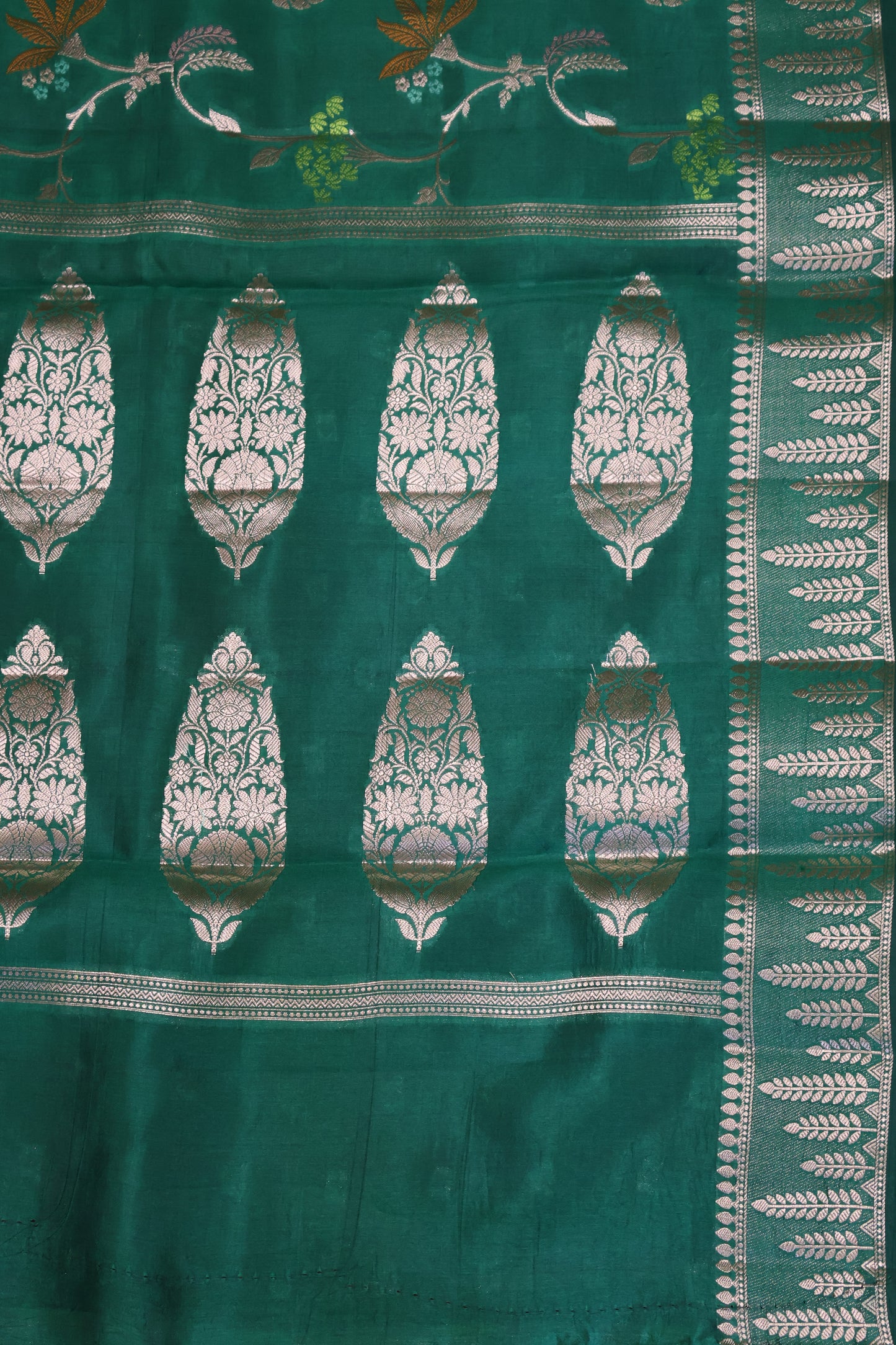 Banarasi Tussar - Dark Green Vineyard Pattern