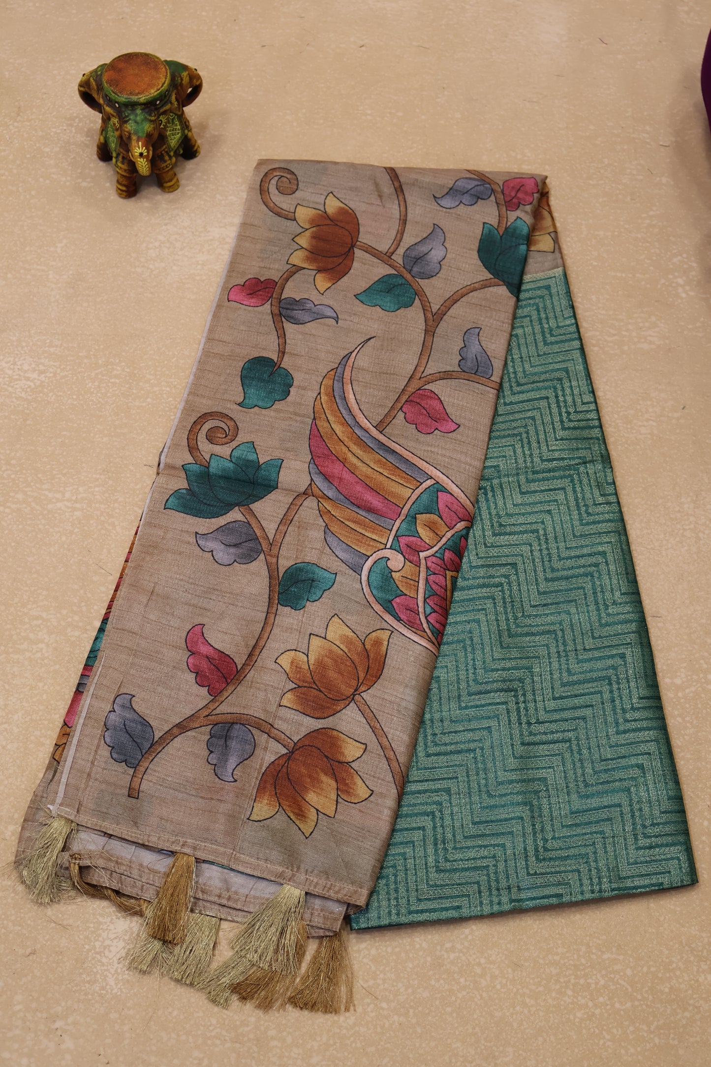 Tussar Saree Zari Zigzag Pattern - Green
