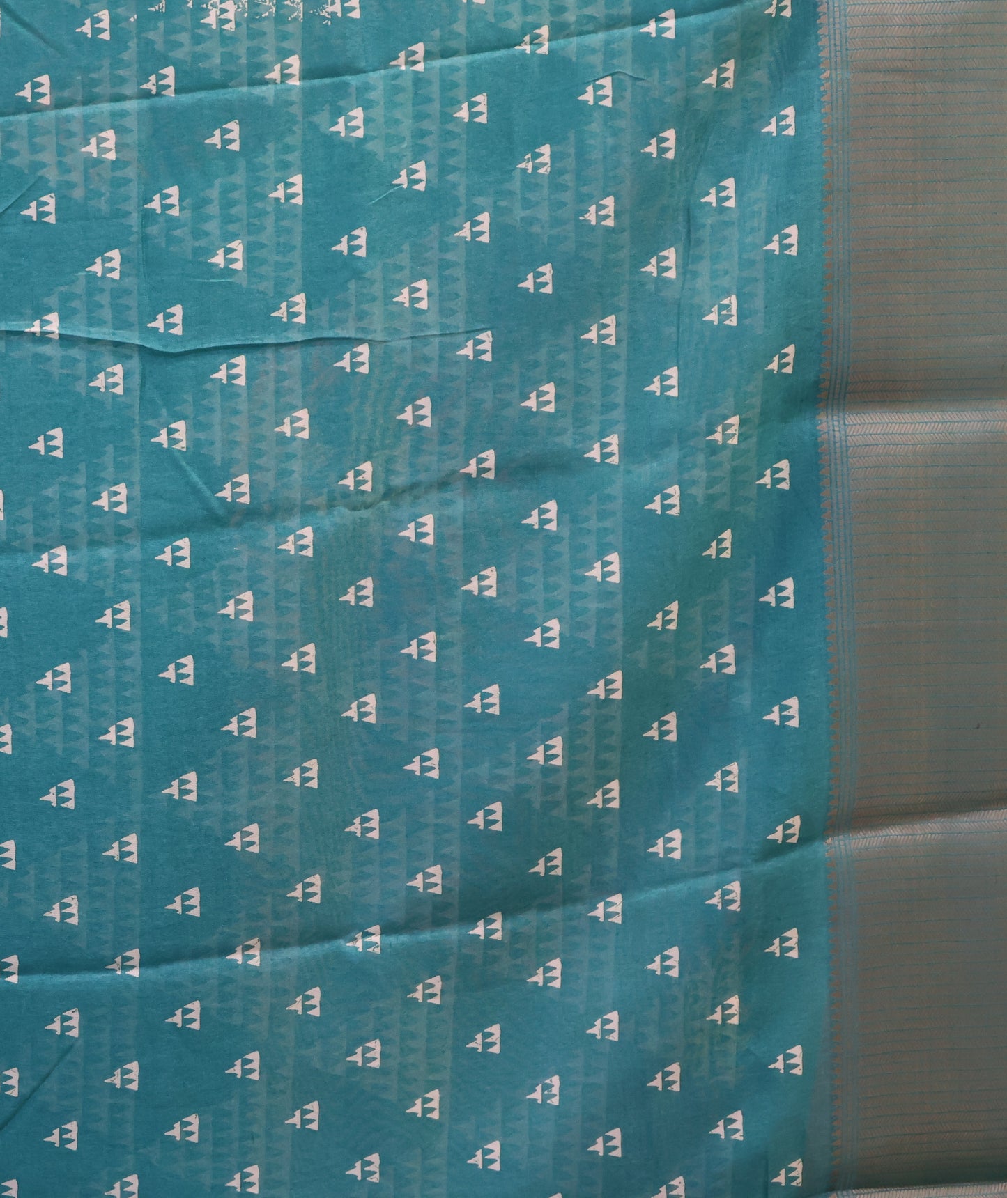 Dola Silk Saree Pyramid Pattern-Teal Green