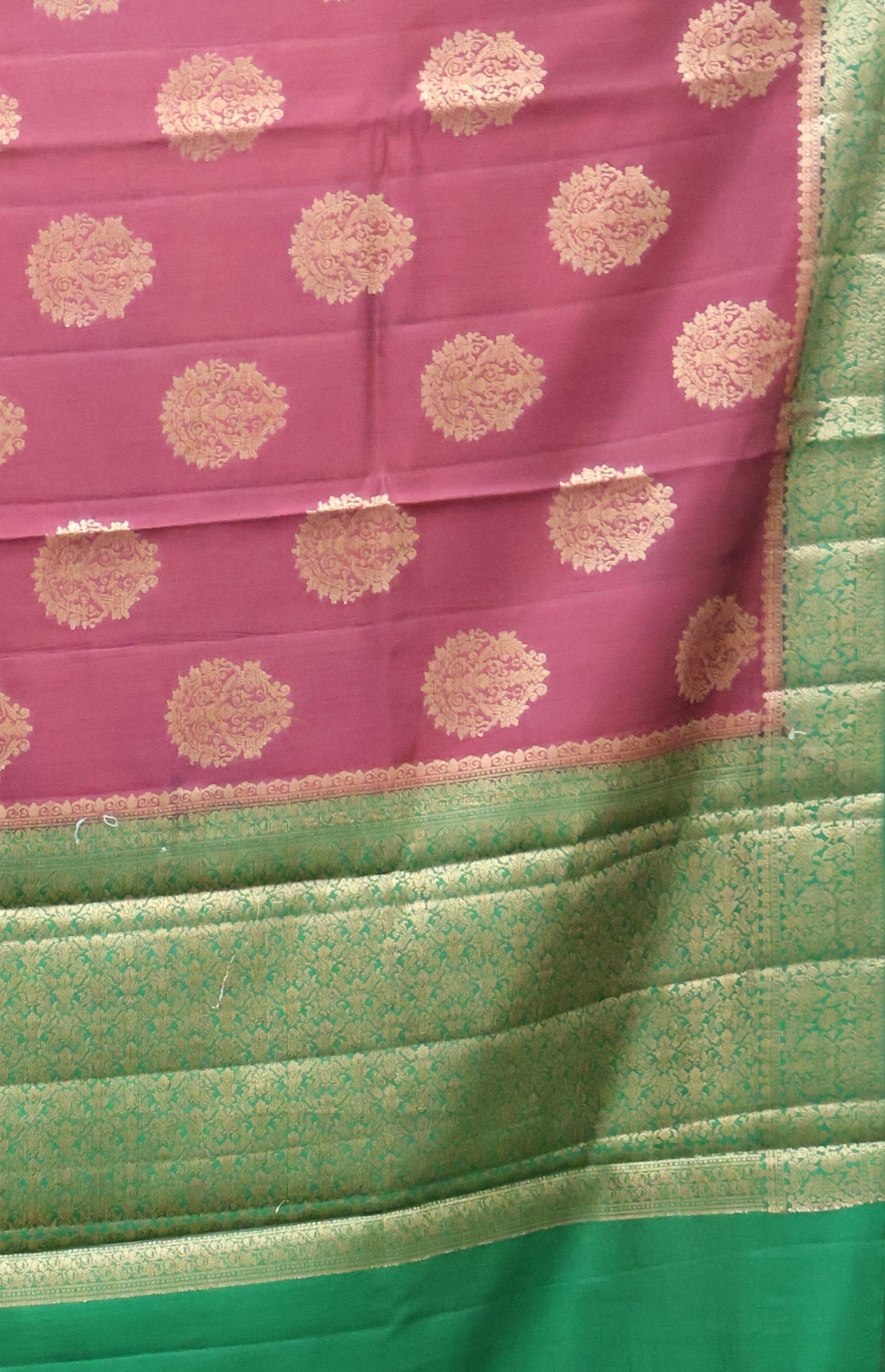 Pure Banarasi Saree Chiniya Silk with Contrast Pallu-Maroon