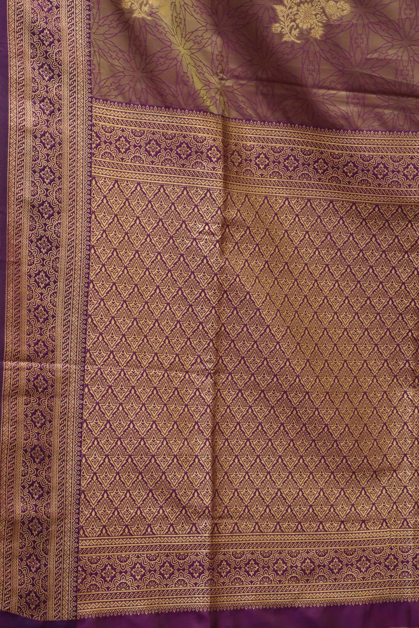 Semi Soft Silk Saree-Golden Brown Floral Body