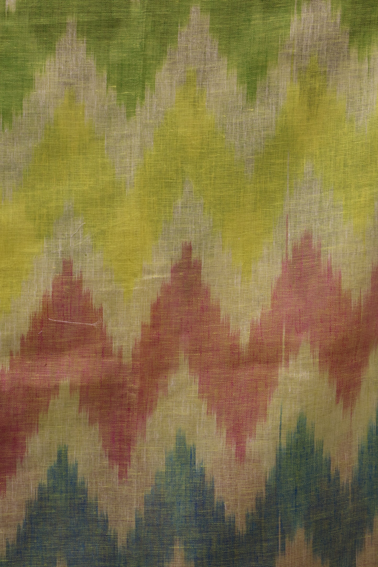 Linen Saree -Metallic Green Colour Zig Zag