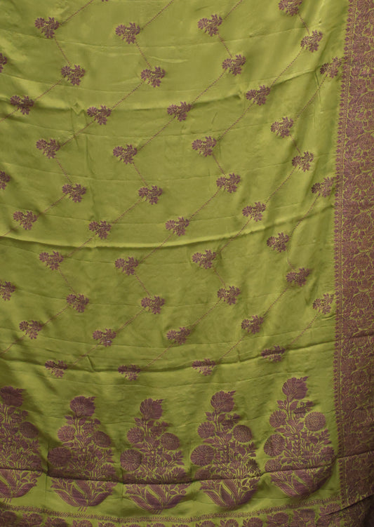 Banarasi Crepe Saree-Olive Green Zig Zag Flower Border