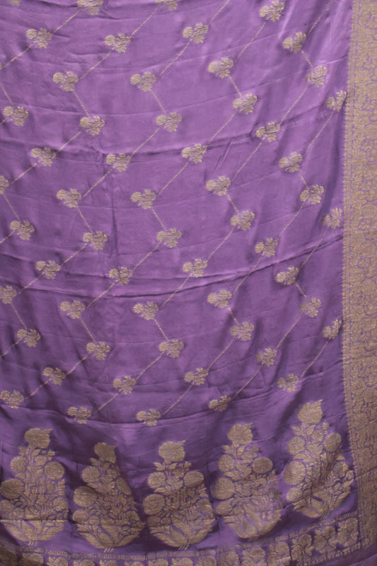 Banarasi Crepe Saree- Purple Zig Zag Flower Border