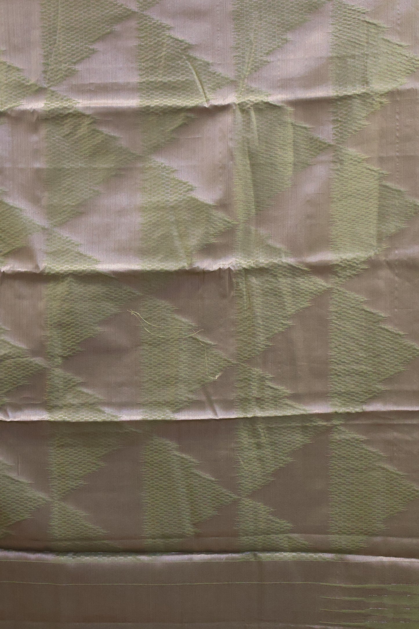 Tissue Silk Saree-Green Hills Design