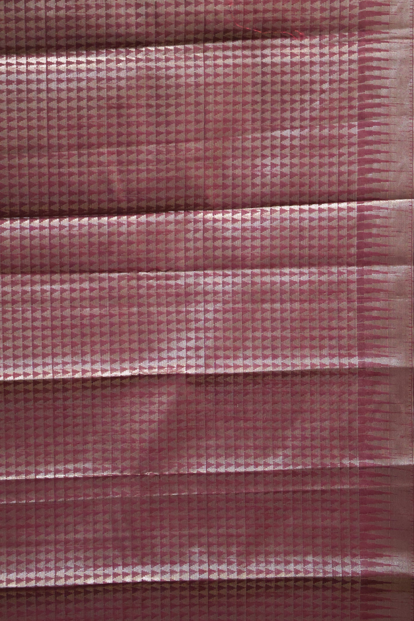 Tissue Silk Saree-Arakku Small Tower Border