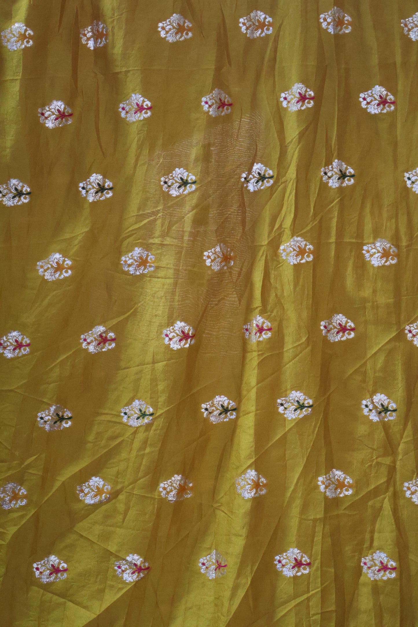 Mango silk - Maroon Elephant Butta