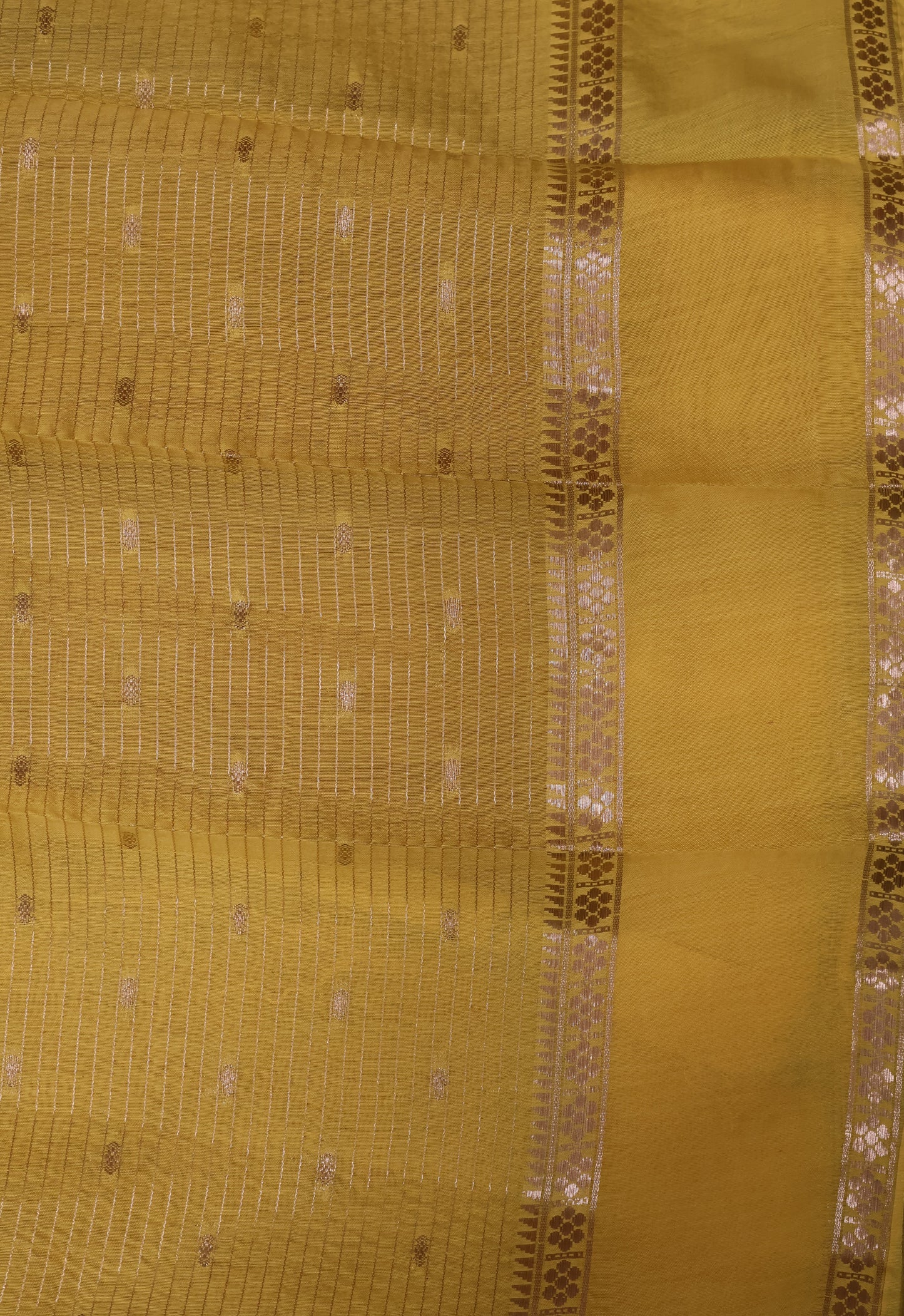 Viscose Saree- Mustard Floral Rettapet