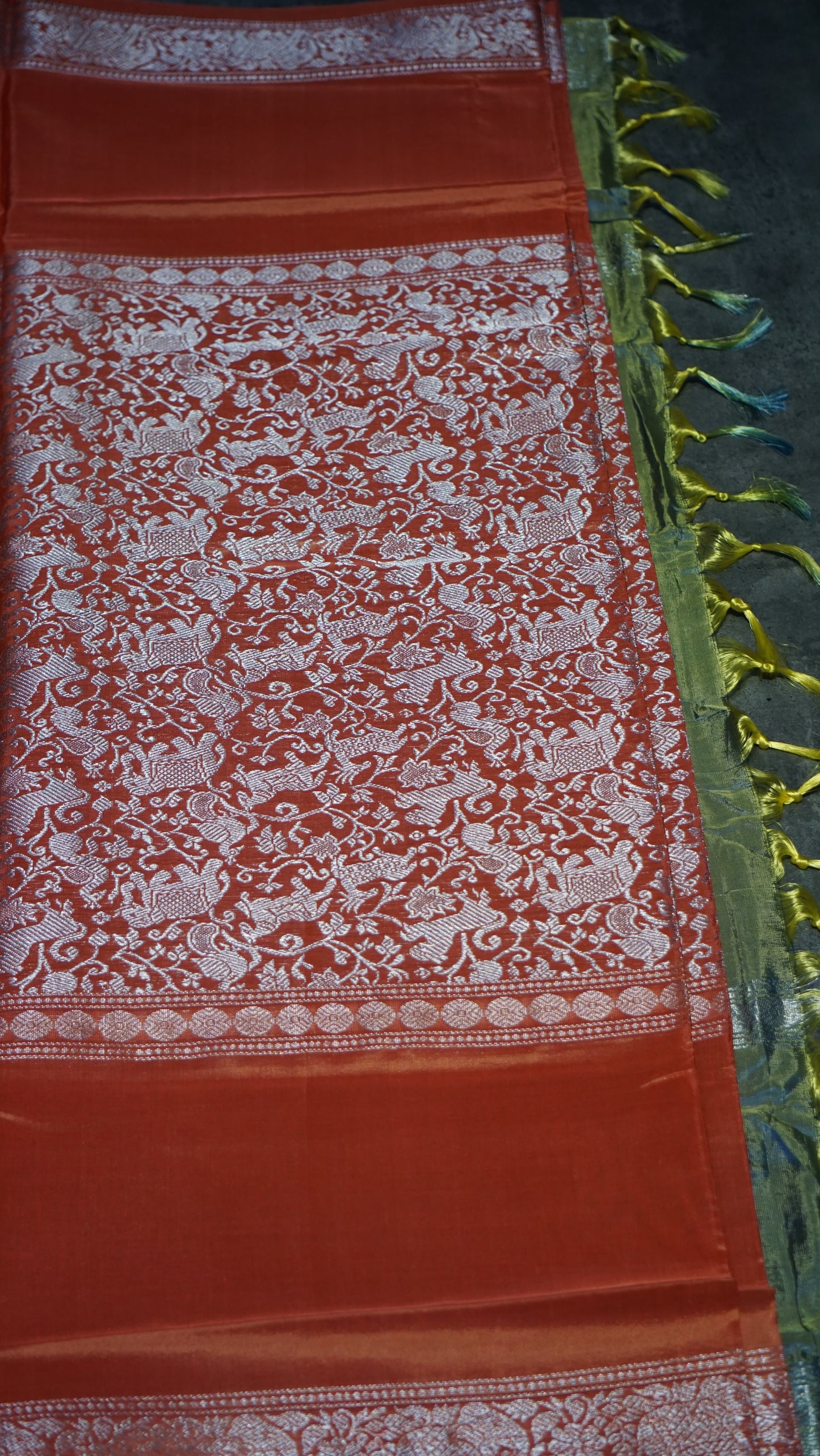 Vazhai Naaru Pattu Saree Vanasingaram Metallic Blue - Orange