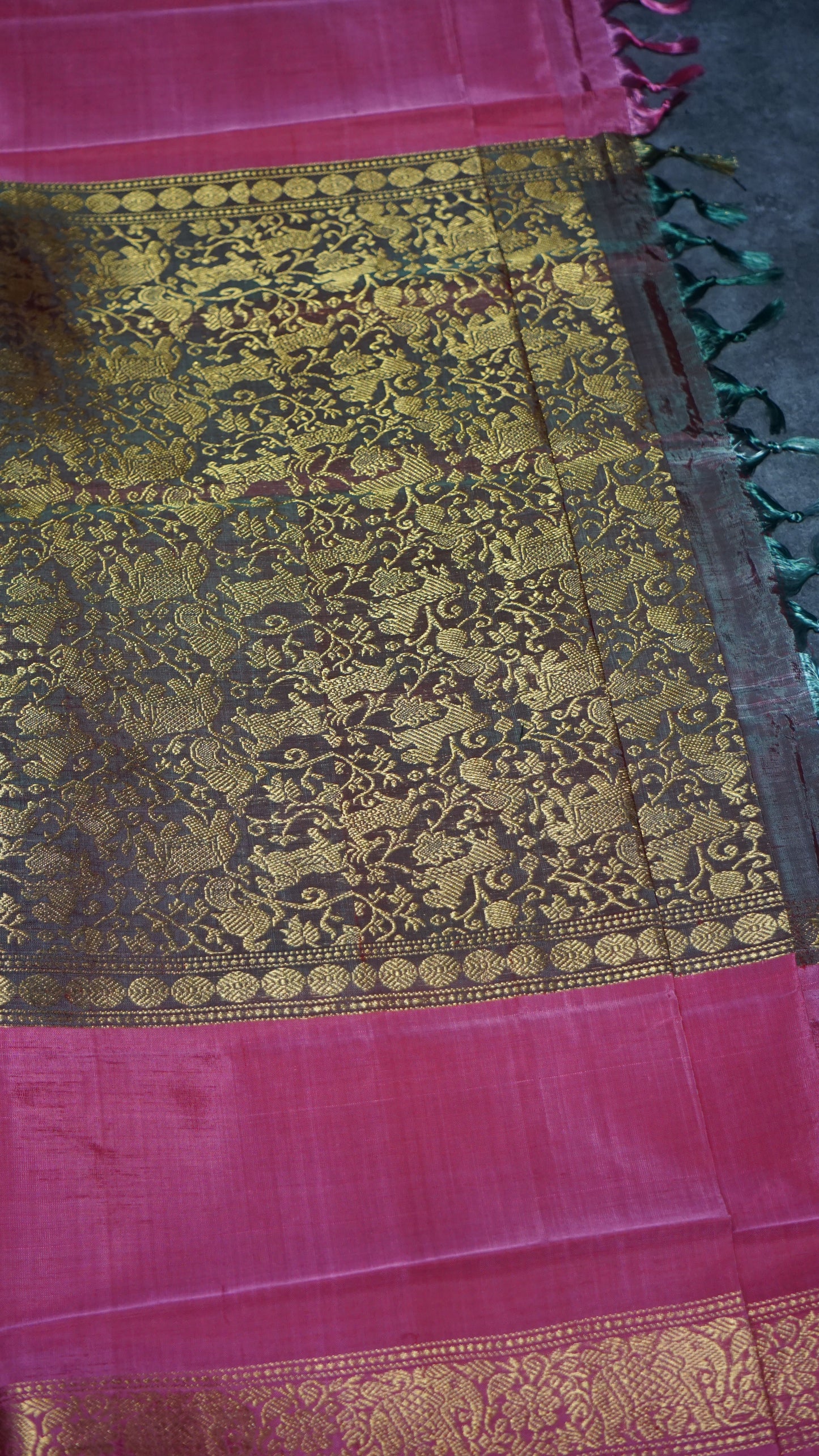 Vazhai Naaru Pattu Saree Vanasingaram Light Brown - Pink