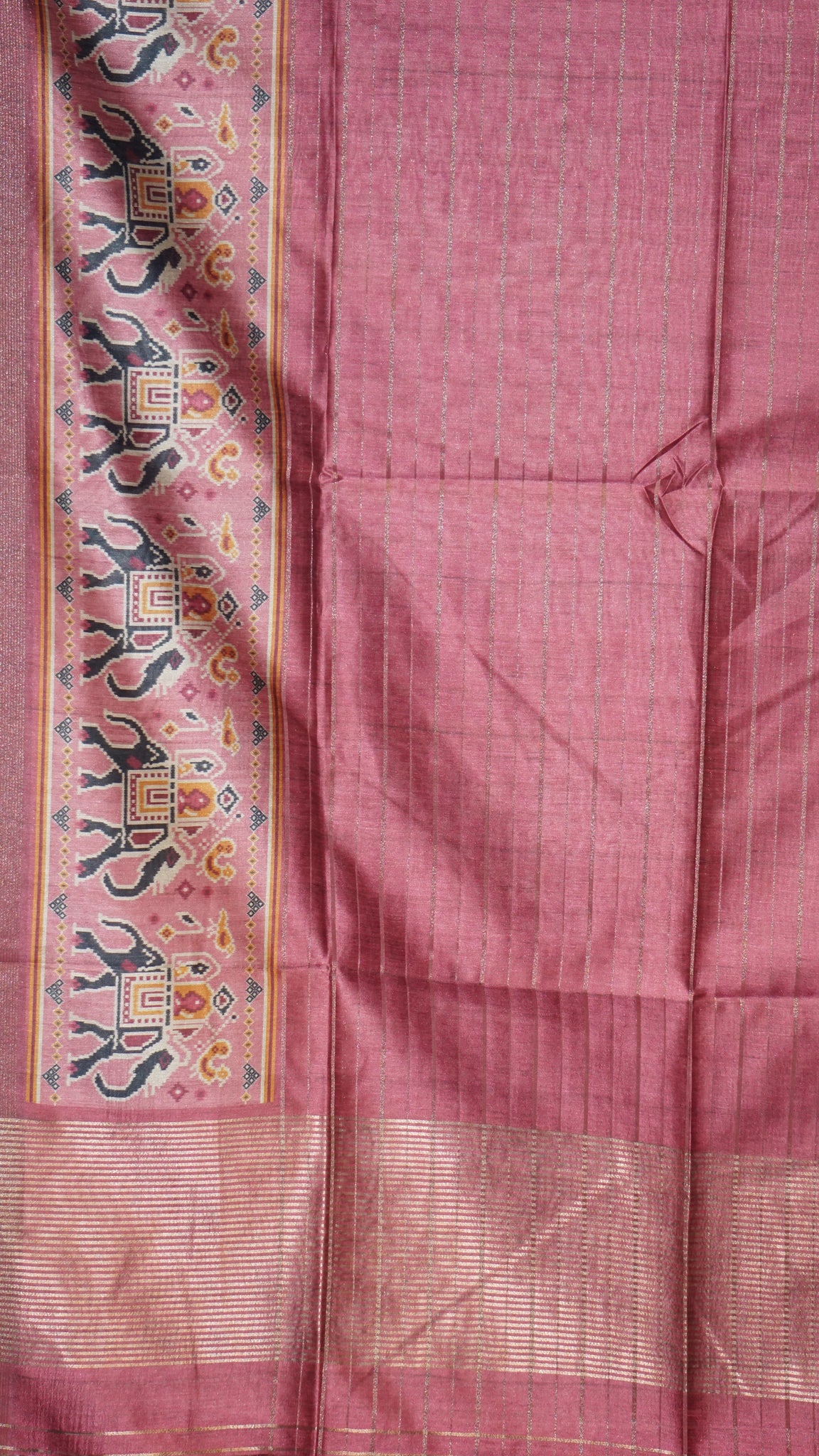 Semi Tussar Saree With Pattola Print Majenta