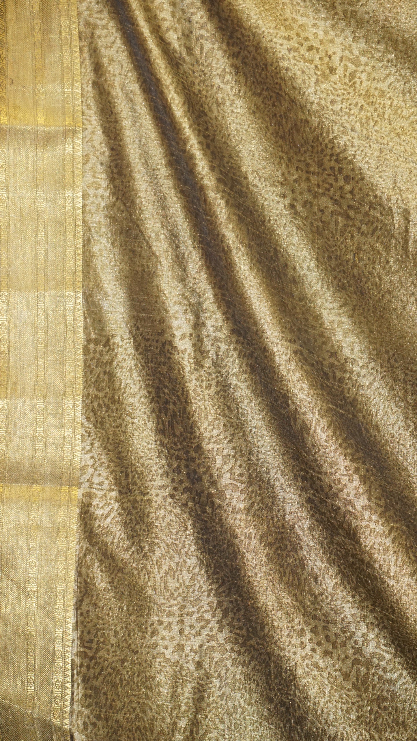 Semi Pattola With Temple Border - Mehendi Green