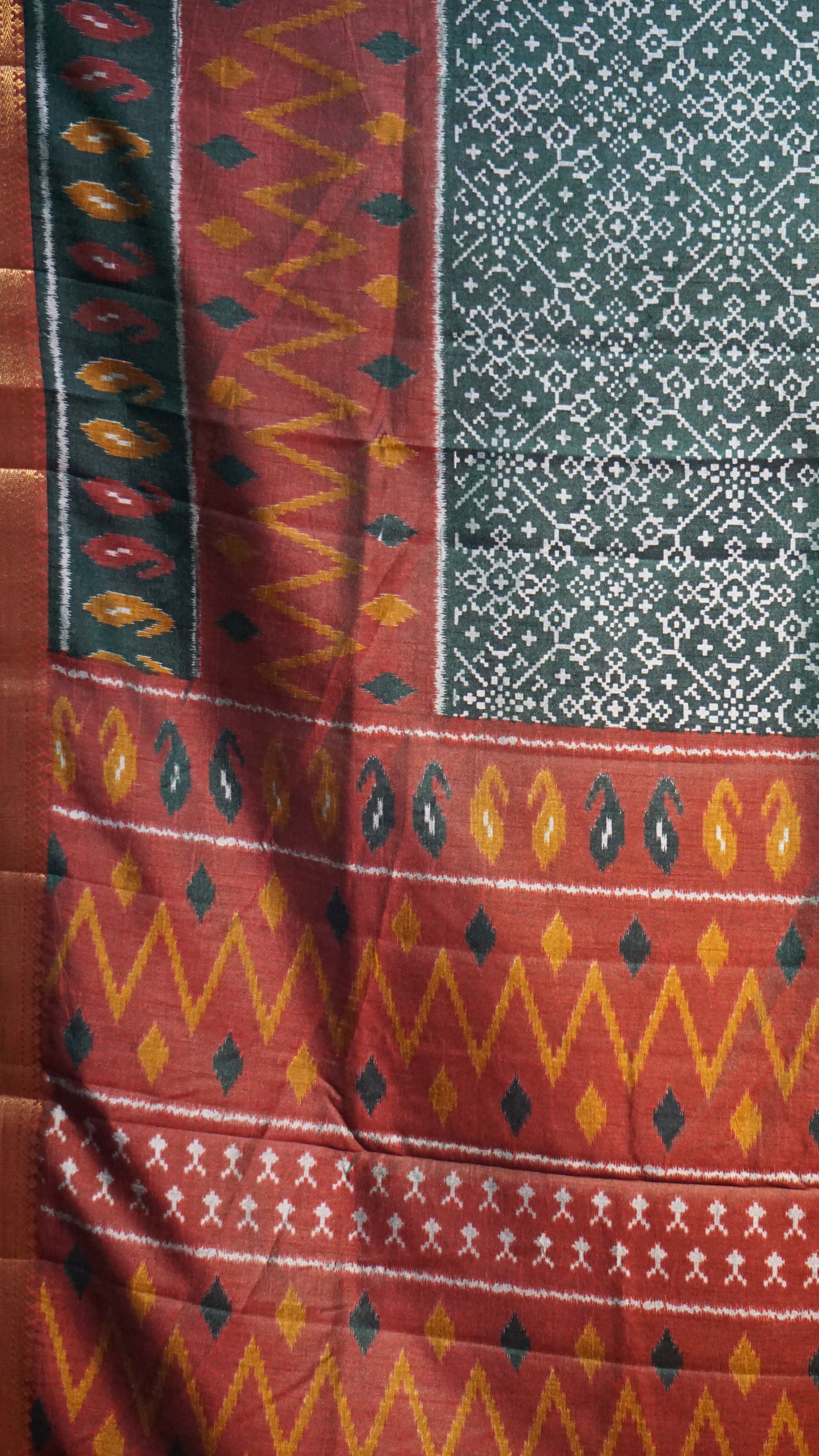 Semi Pattola Saree Pochampally Print - Bottle Green
