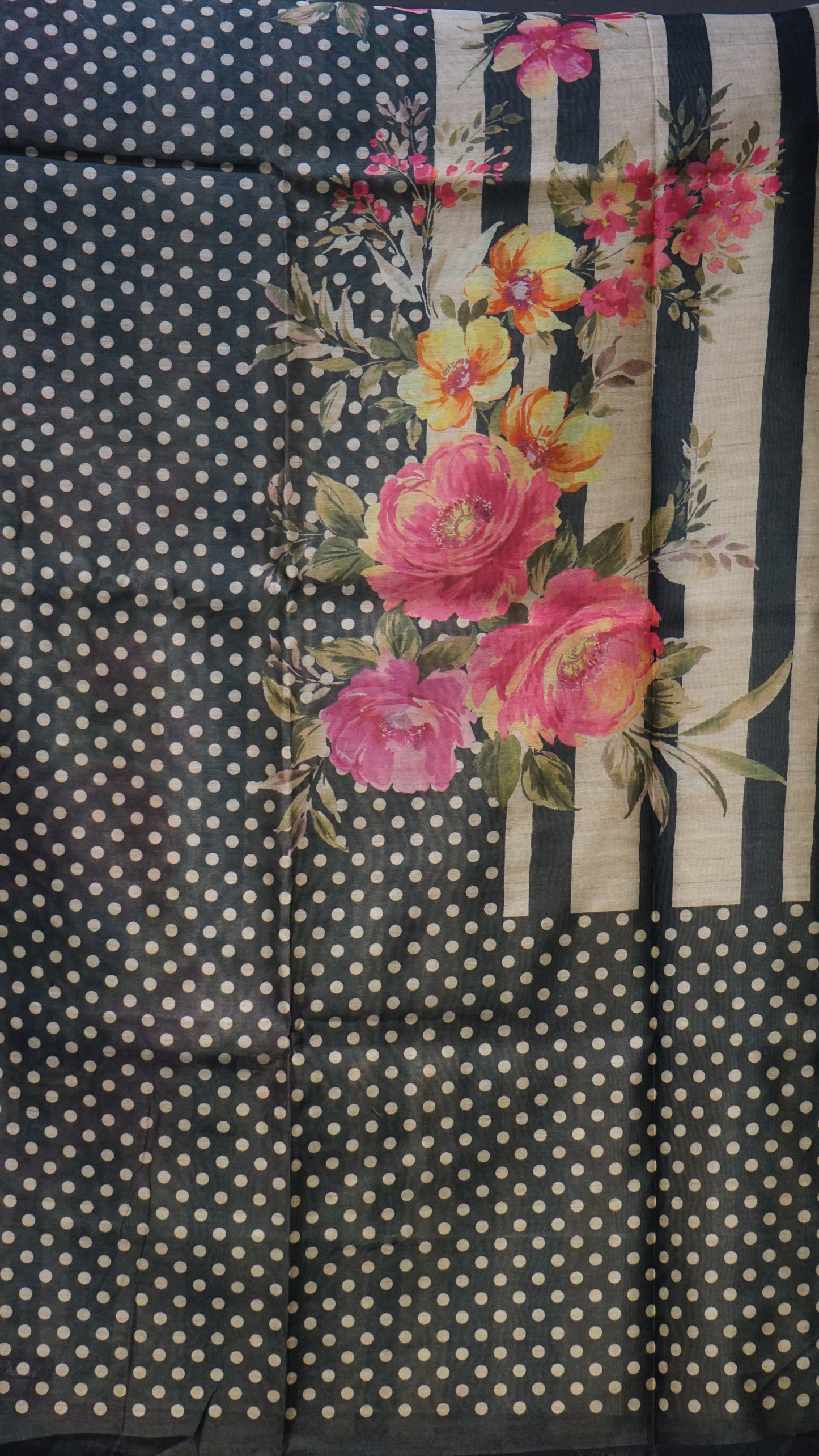 Gicha Tussar Saree Phulwari Design Grey