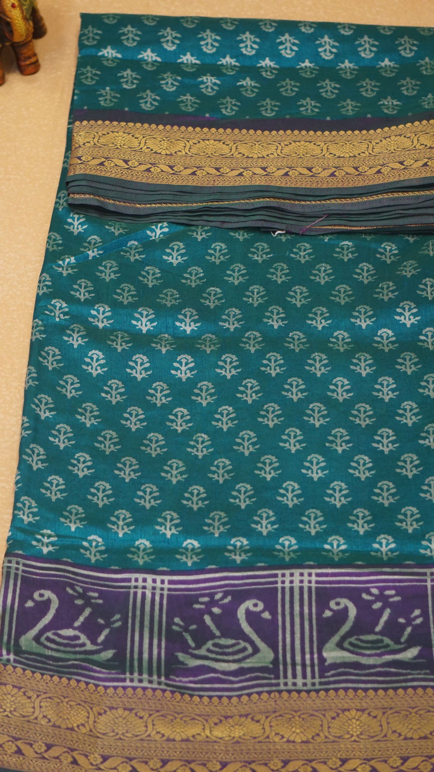 Semi Pattola With Swan Print Border - Teal Blue