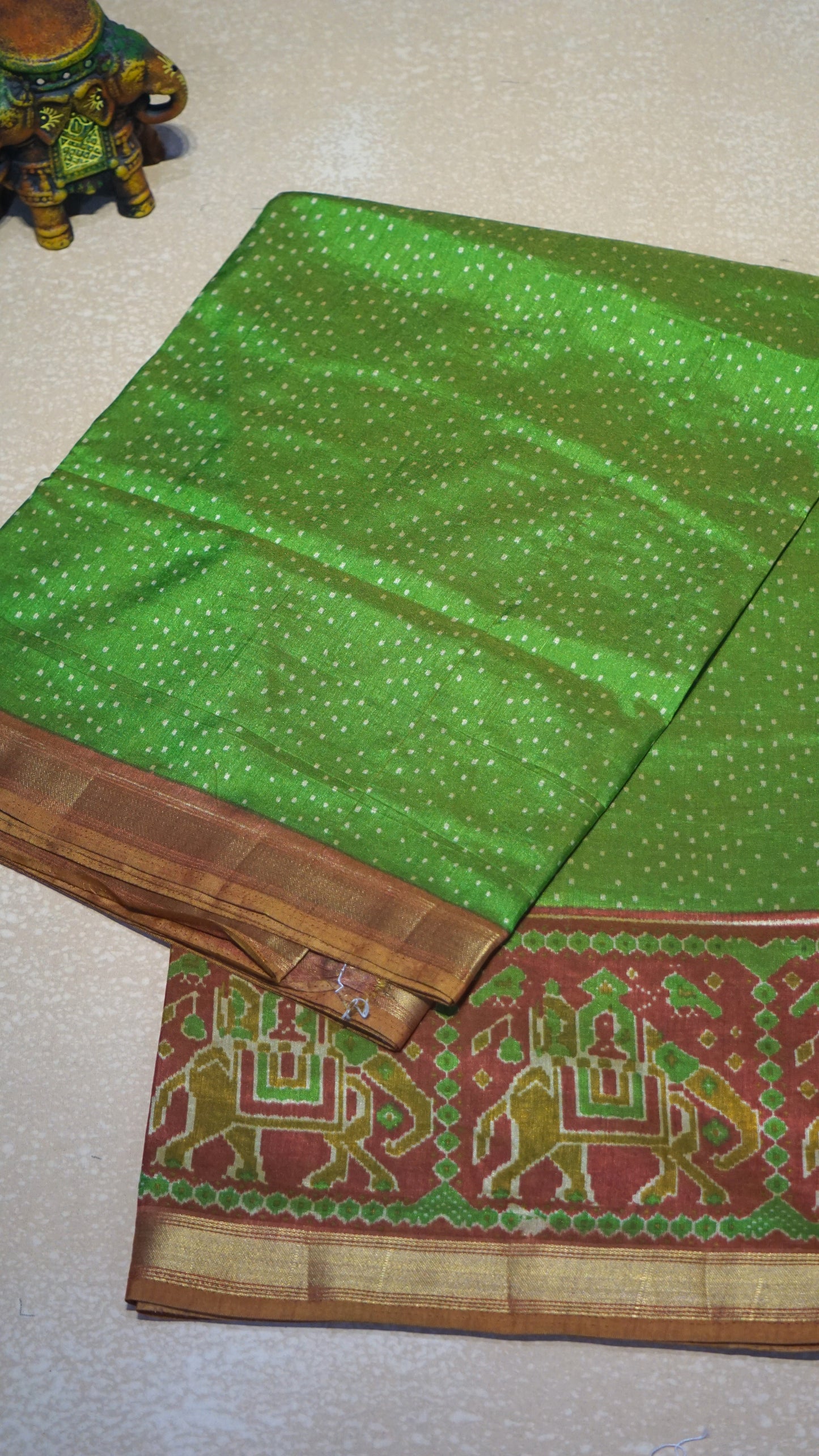 Semi Pattola Saree Dotted - Green