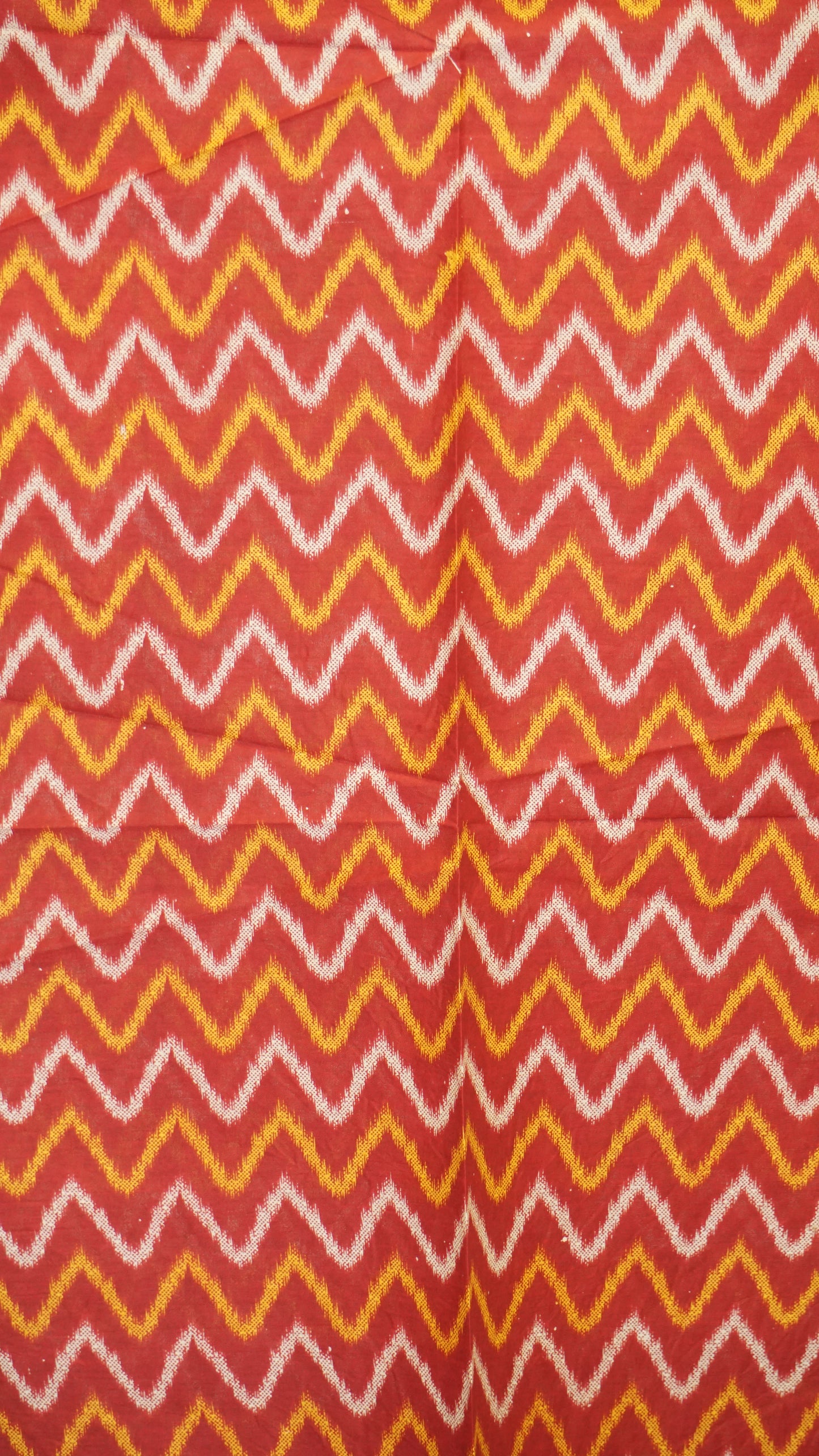 Kora Cotton Saree - Beige With Black Zig Zag Pattern
