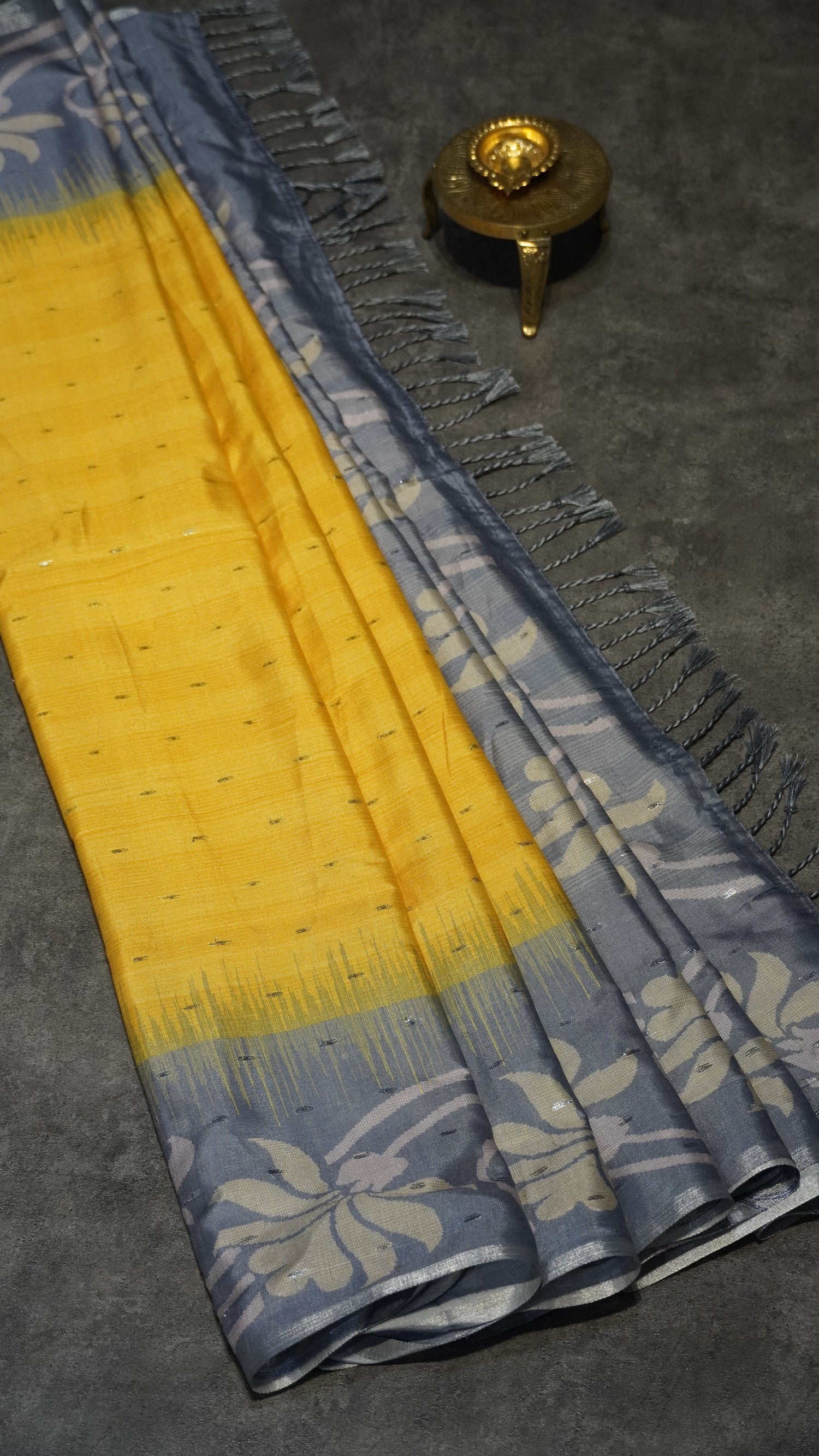 Semi Linen