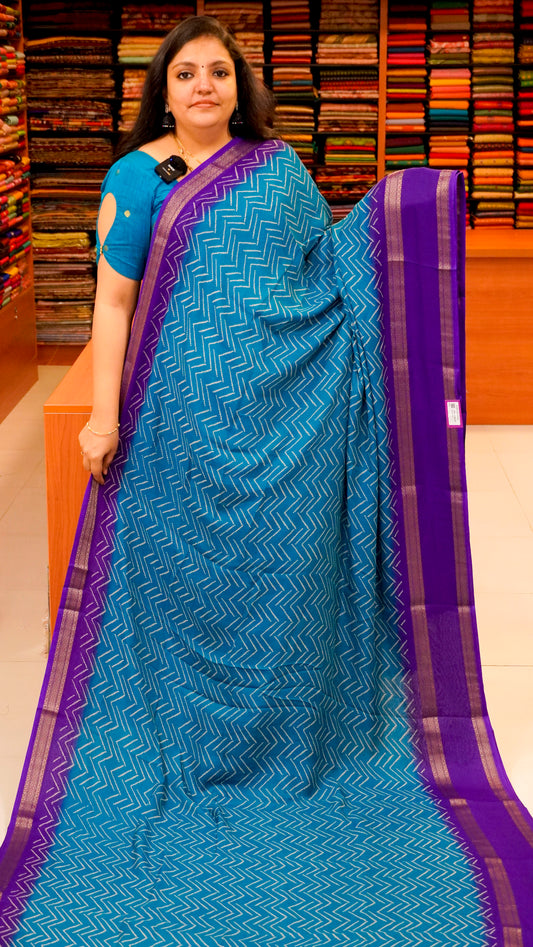 Shiffon Saree Arrow Print With Gap Zari Border Blue To Purple