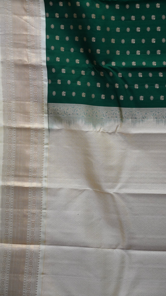 Pure Kanjivaram Saree Green - Cream