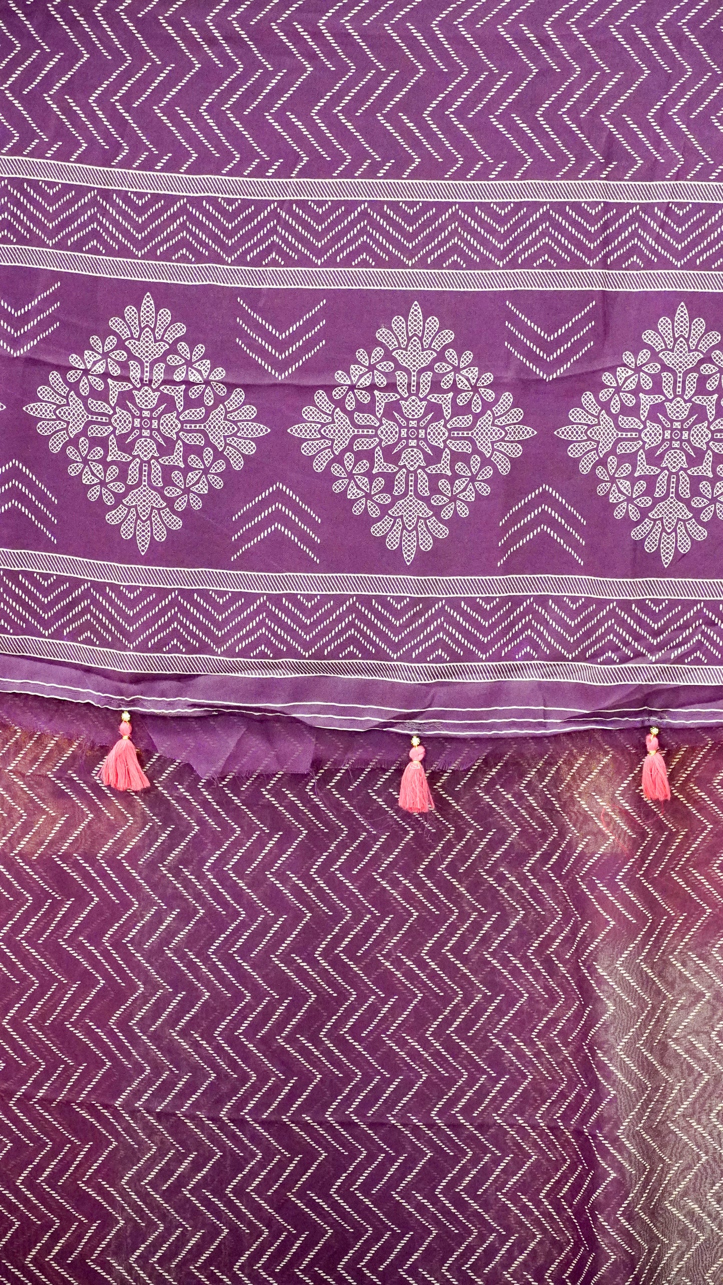 Shiffon Saree Arrow Print With Gap Zari Border Wine To Red