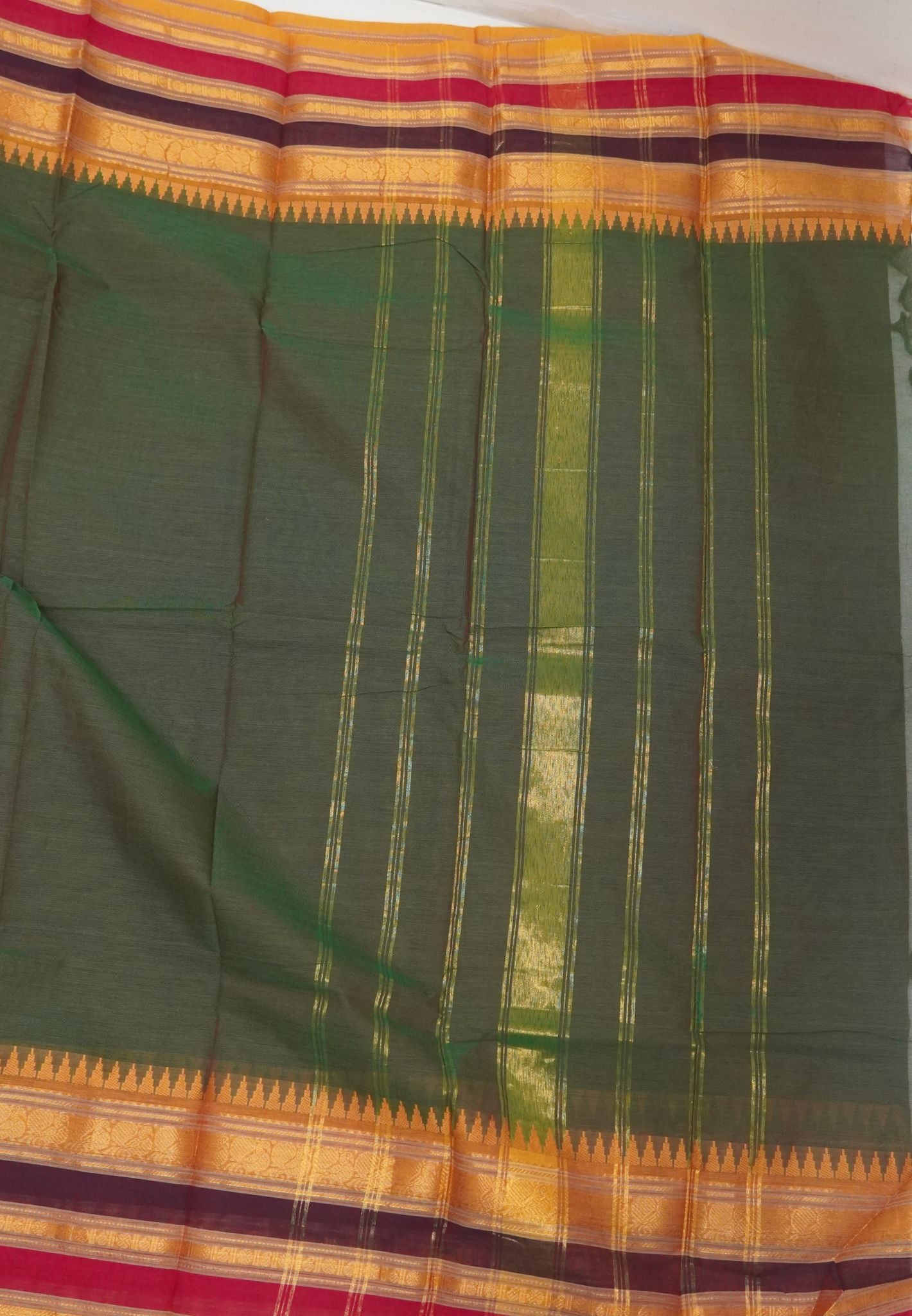 Chettinadu Cotton Saree-Manthulir Green with Varisapet Border