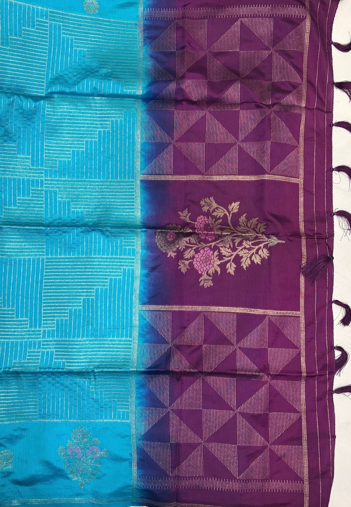 Mulberry Silk Saree-Sky Blue In Diamond Geometric Zari With Contarst Border