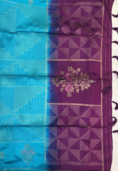 Mulberry Silk Saree-Sky Blue In Diamond Geometric Zari With Contarst Border